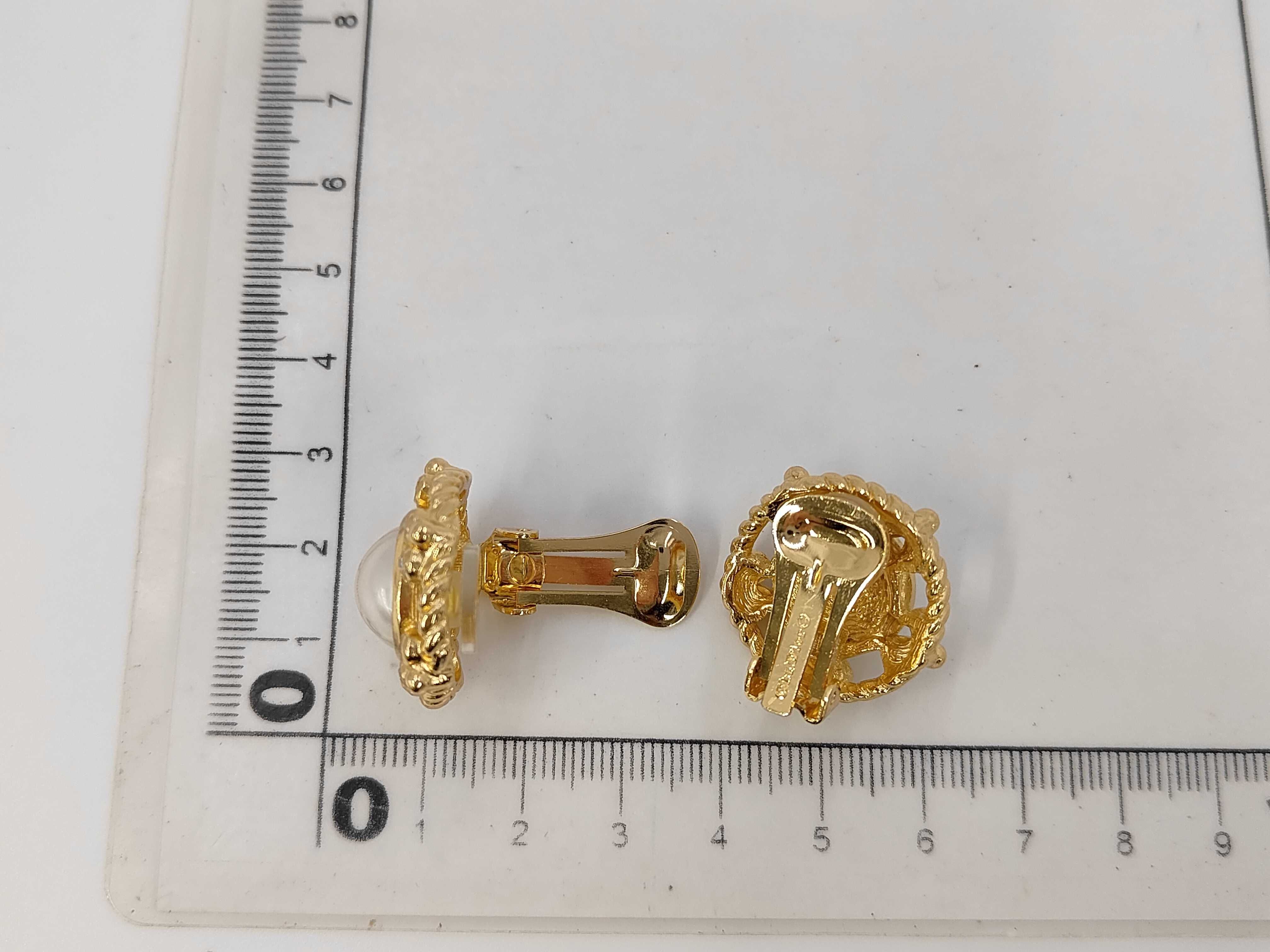 Pearl Rhinestone Gold (YG) Earrings — view 6