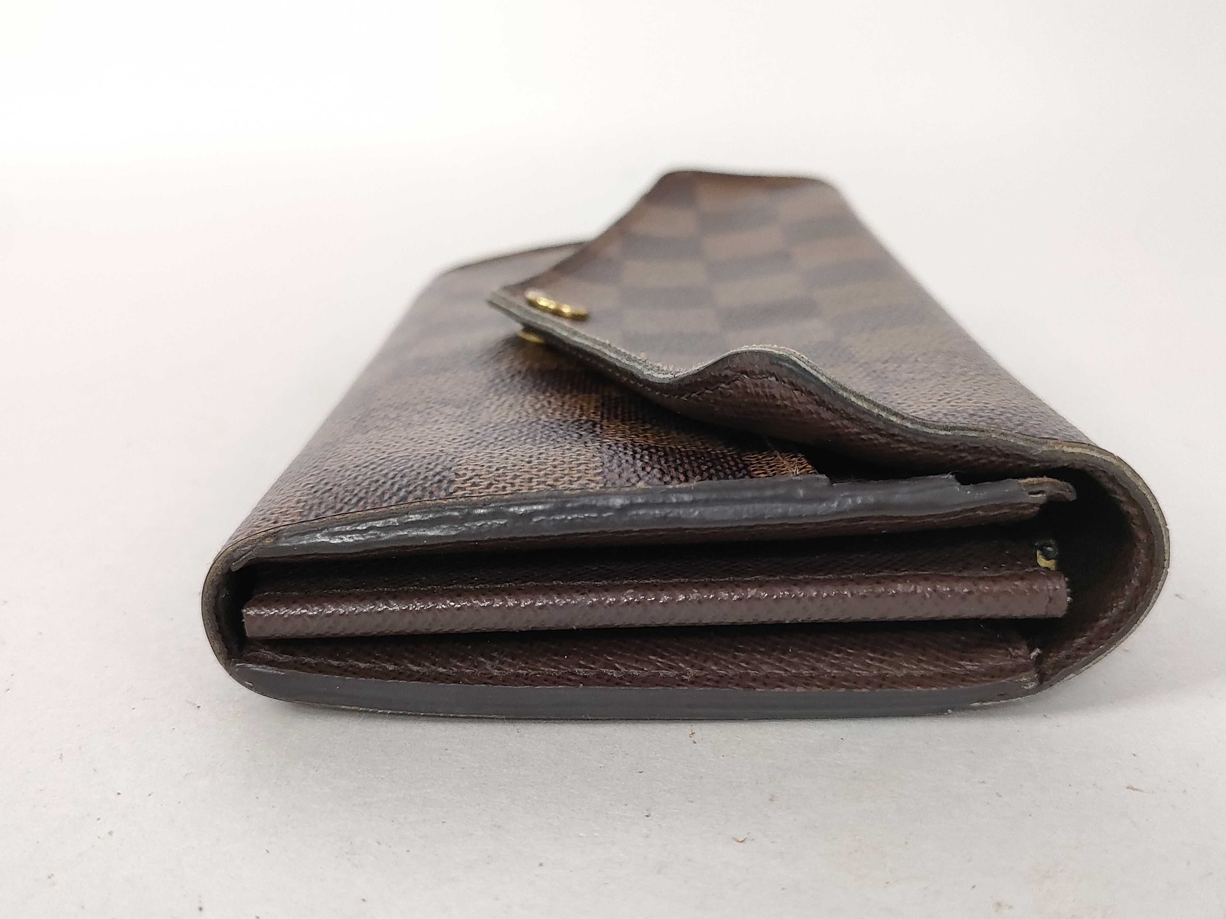 Damier Vuitton Wallet N63209 Wallet — view 4