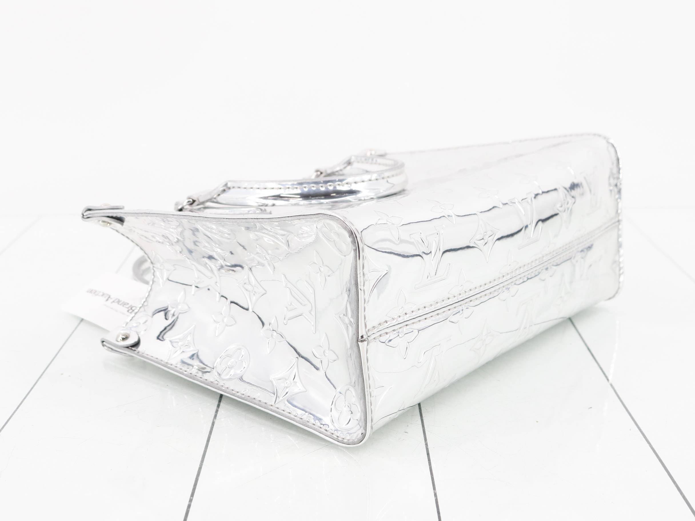 Miroir OnTheGo PM Silver 2-Way Handbag — view 5