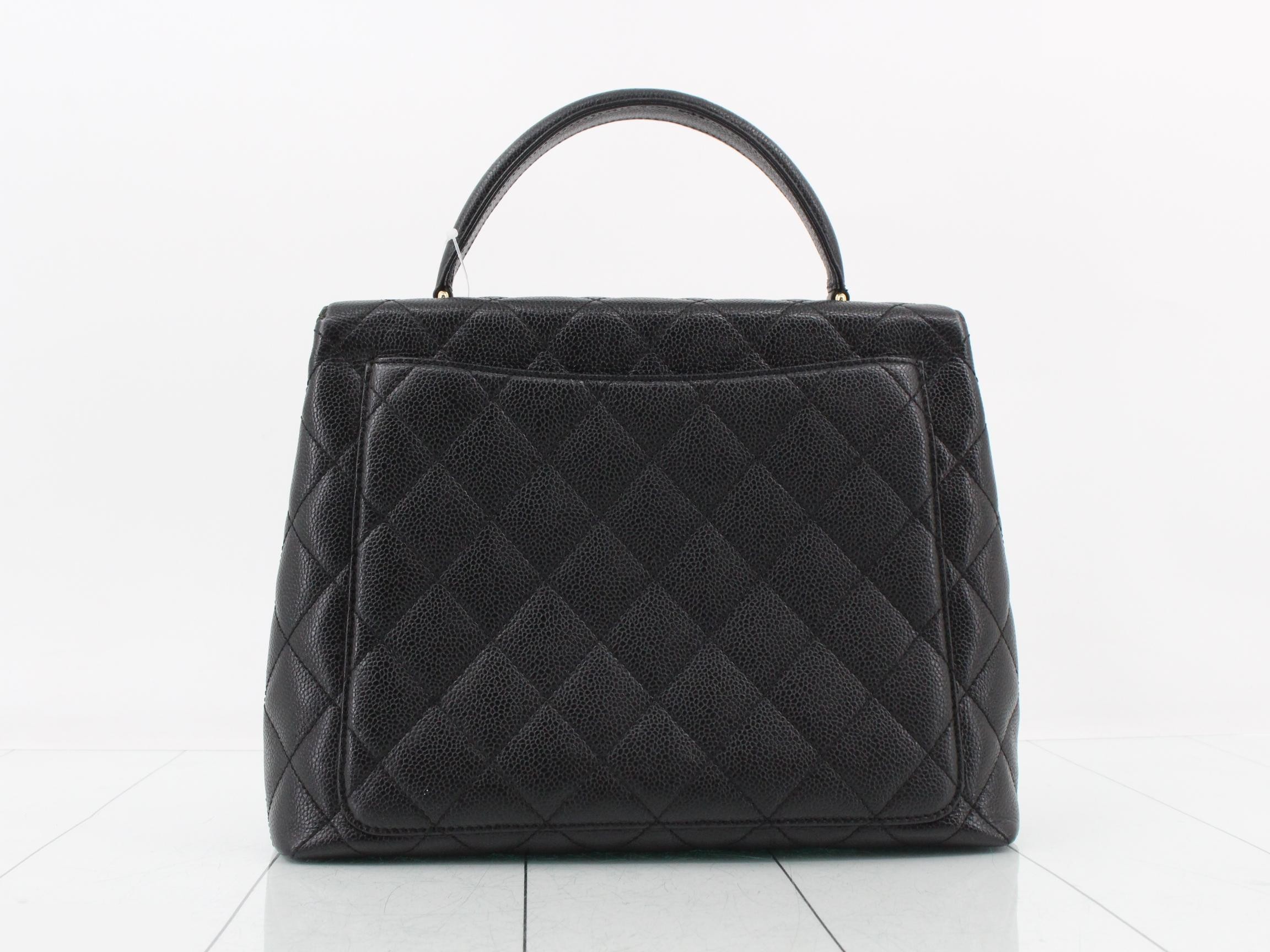 Matelassé Kelly-style caviar leather handbag — view 2