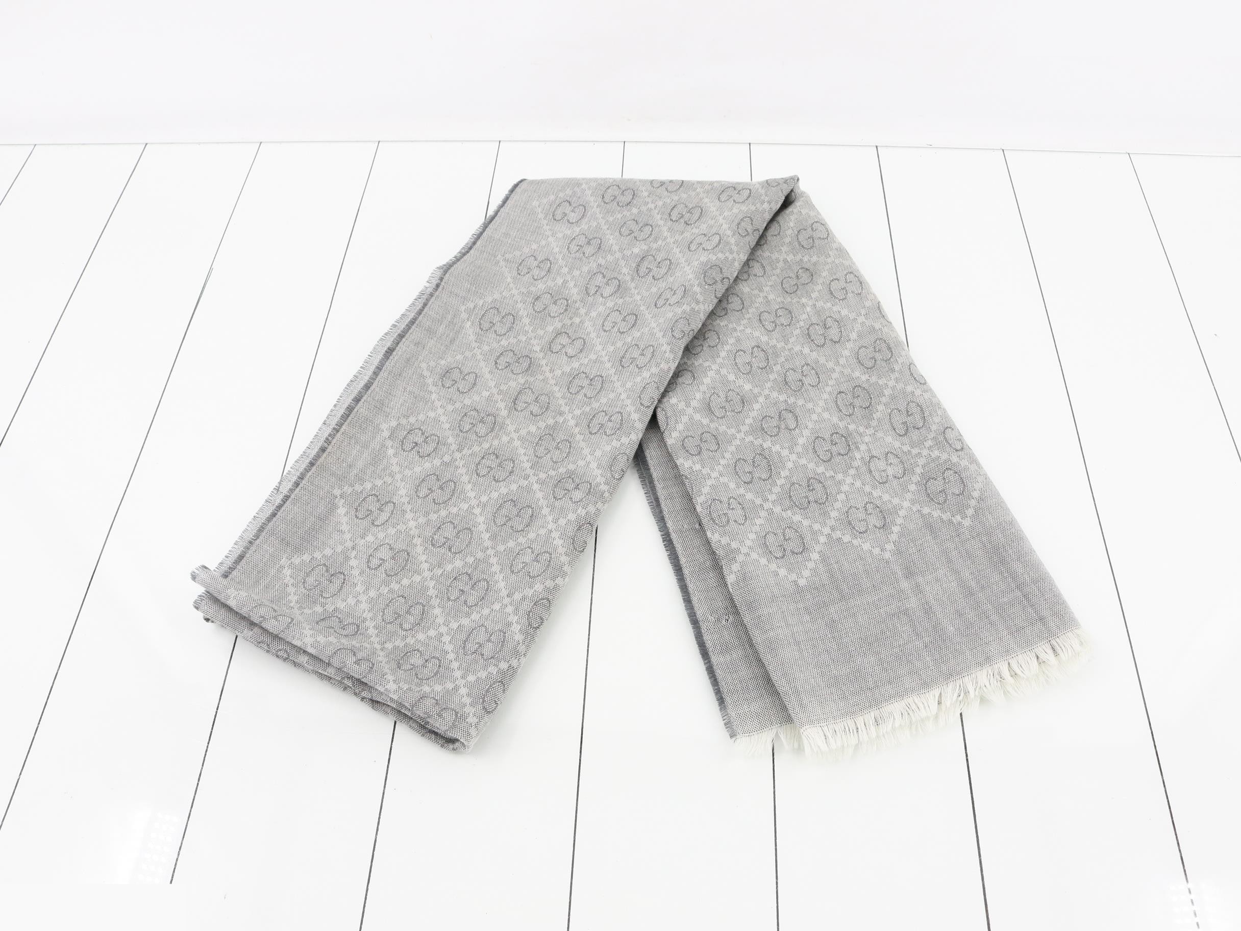 scarf — view 2