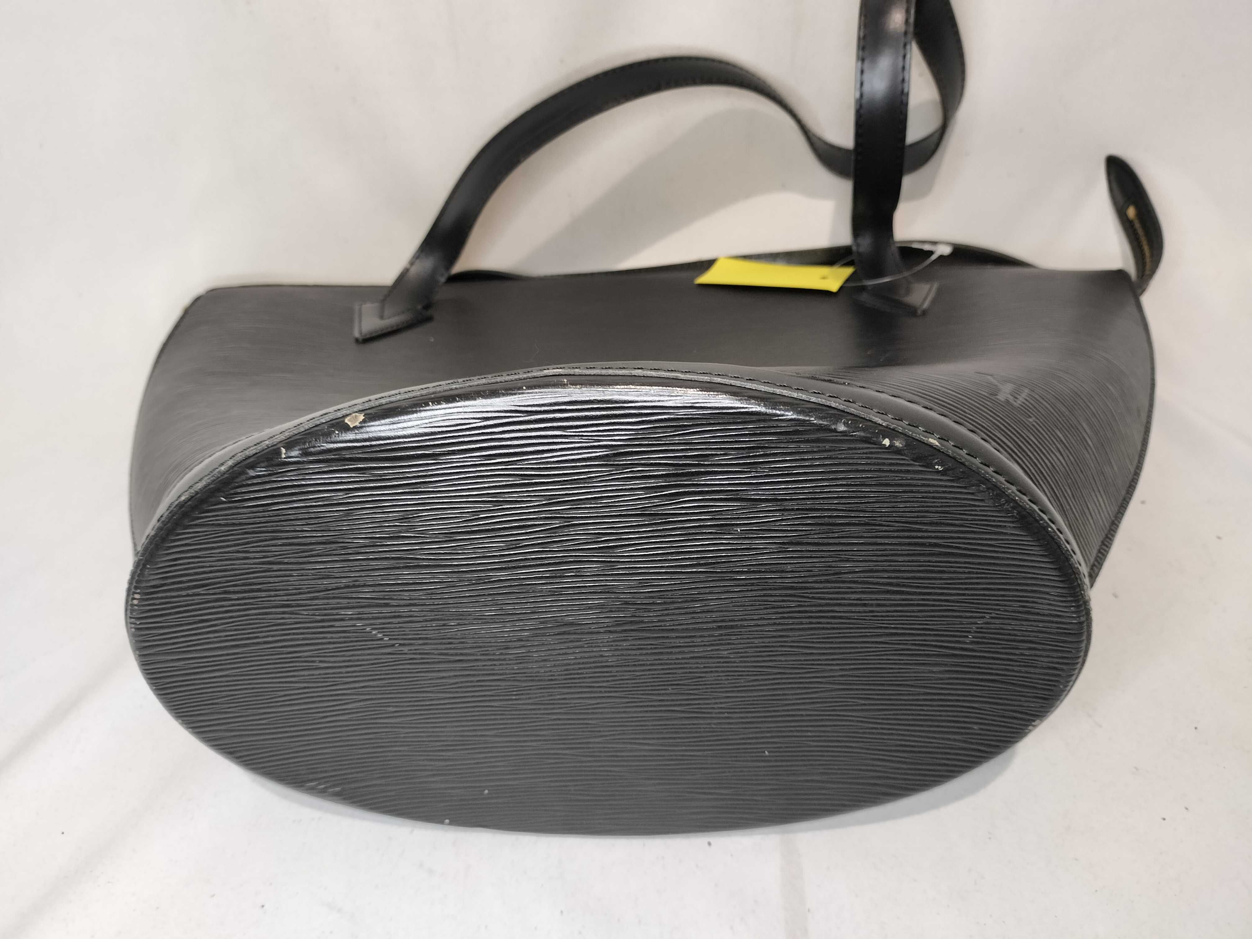 Epi Saint Jacques Shoulder Bag — view 8