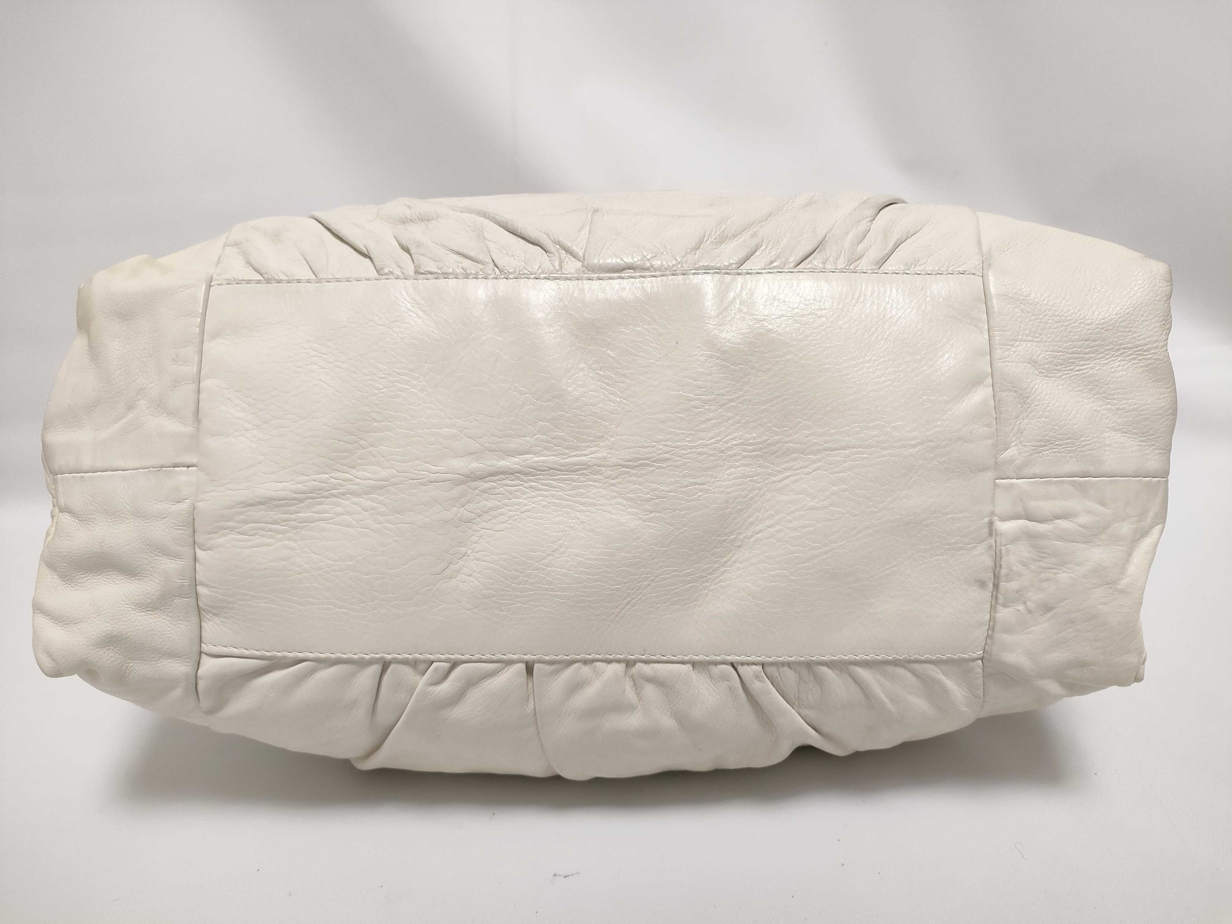 Crest Hysteria Medallion Ribbon Leather One-Shoulder Bag Handbag Shoulder Bag — view 3