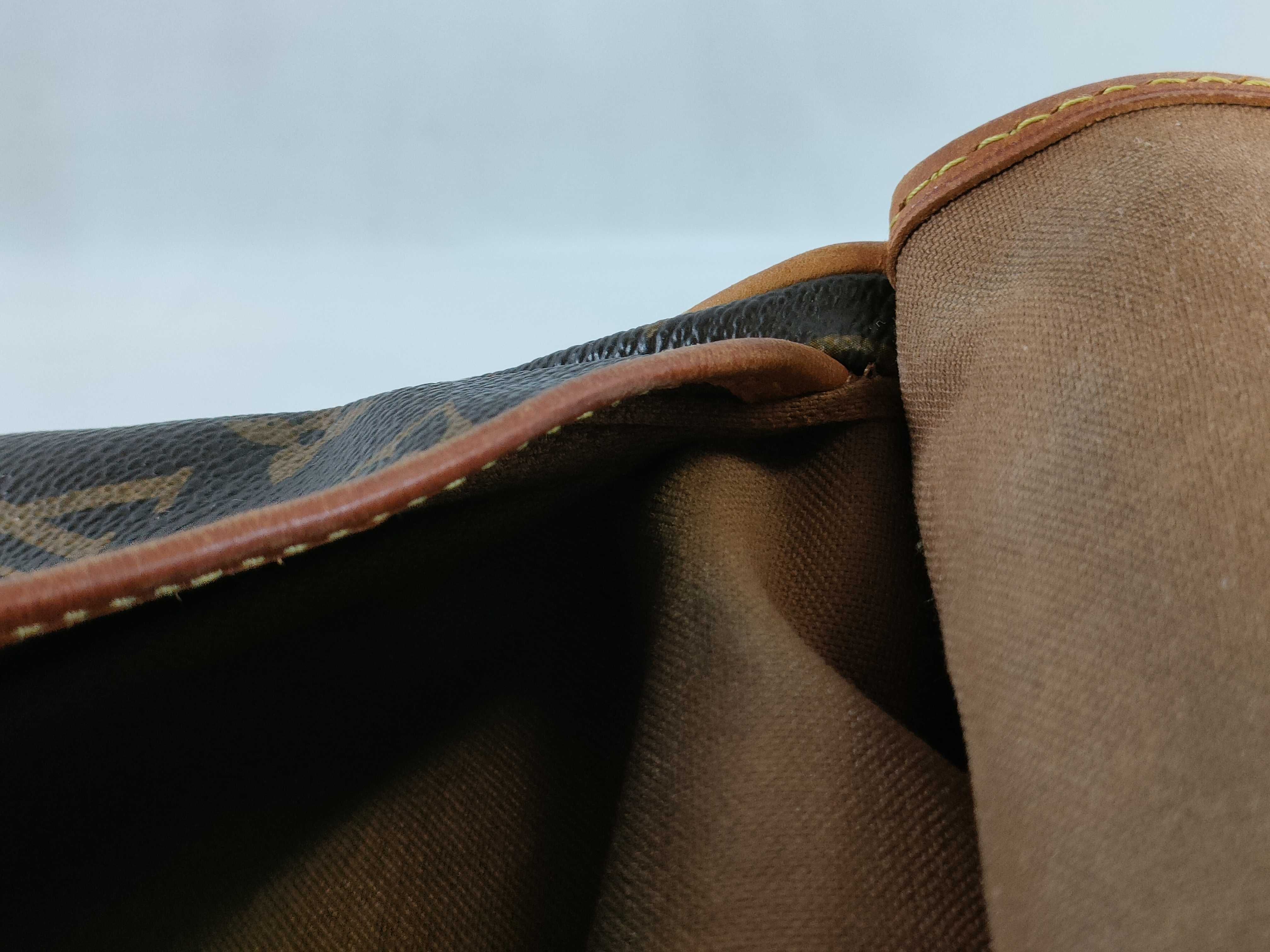 Monogram Louis Vuitton Monogram Shoulder Bag Saumur 30 M42256 Shoulder Bag — view 11