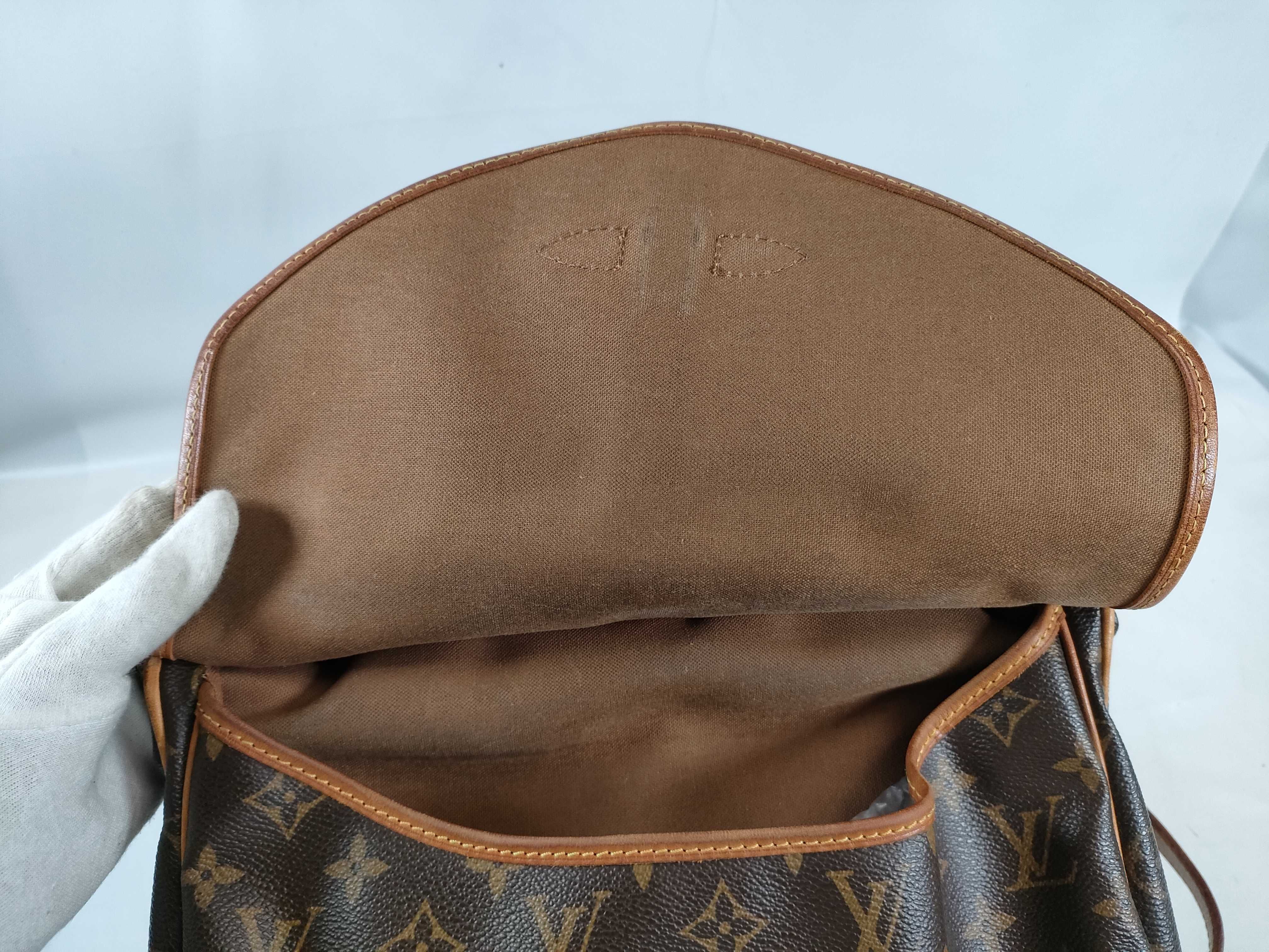 Monogram Louis Vuitton Monogram Shoulder Bag Saumur 30 M42256 Shoulder Bag — view 9