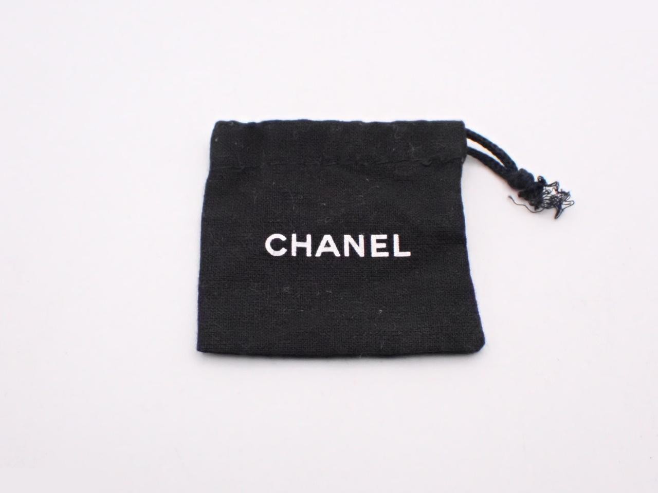 earrings — view 4
