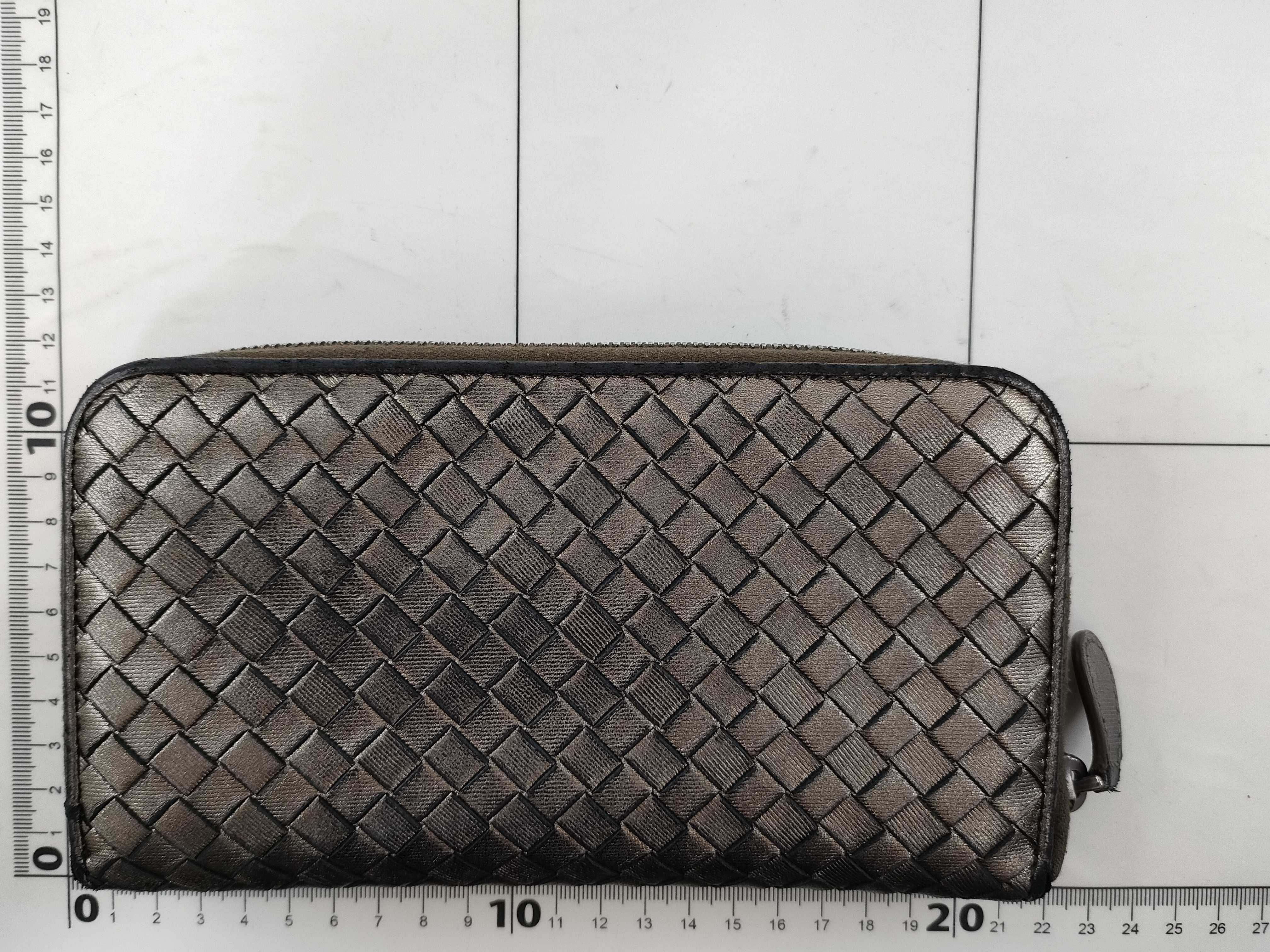 Intrecciato Round Zip Wallet — view 2