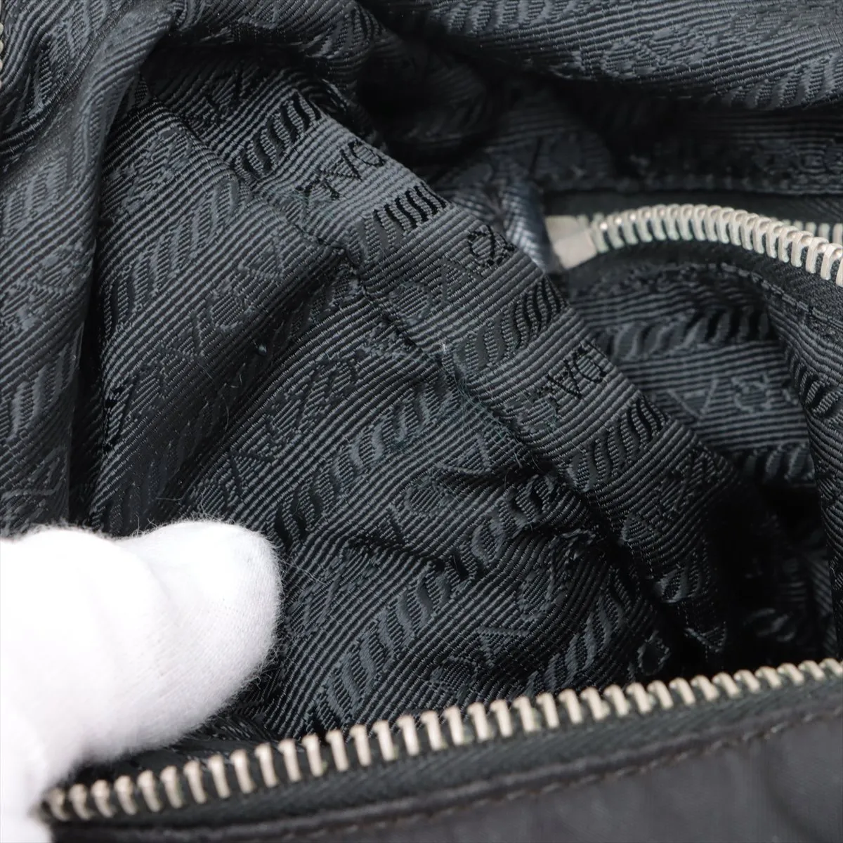 Tessuto Nylon x Leather Shoulder Bag Black — view 11