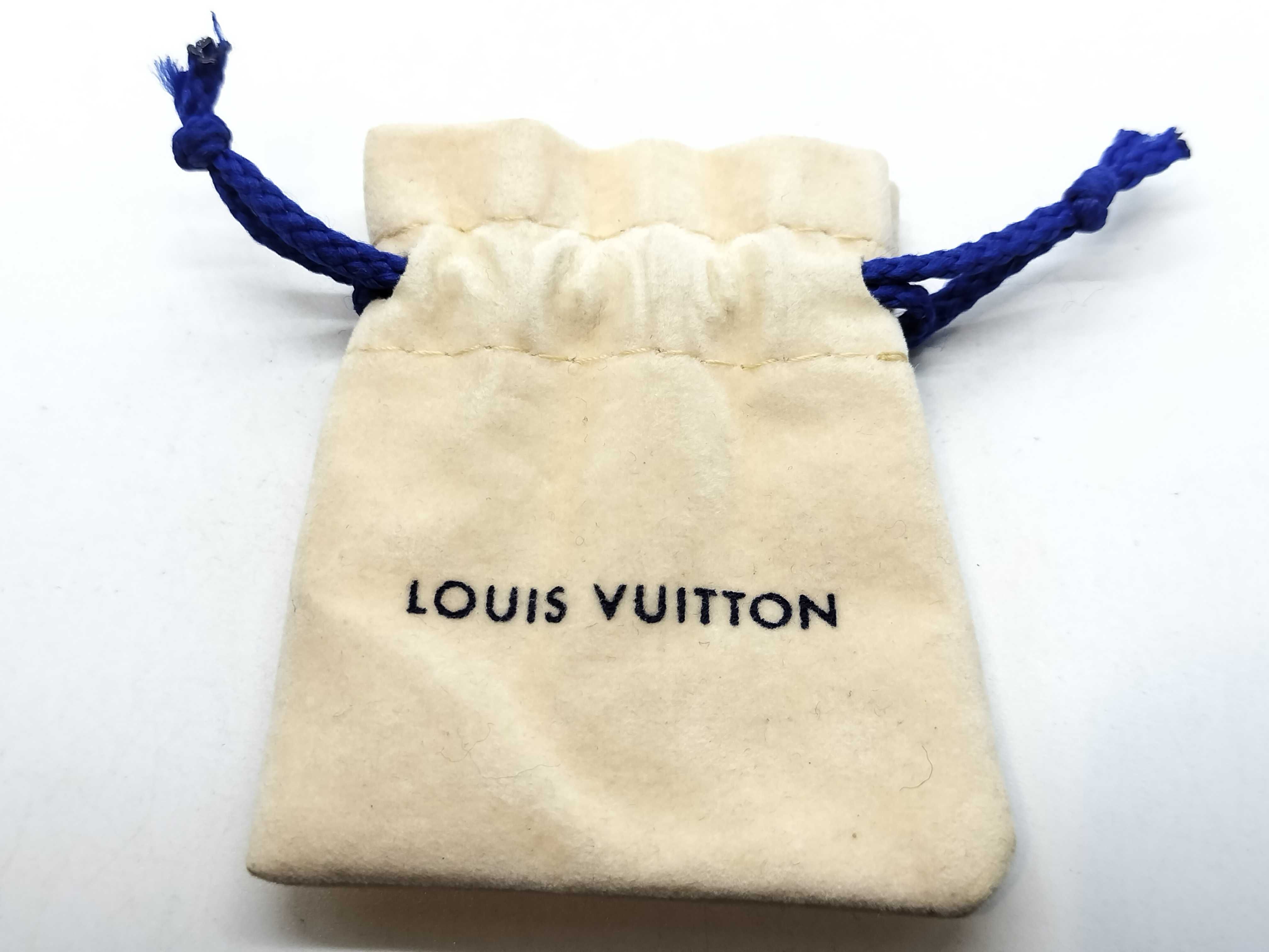 LV&ME T Necklace — view 10