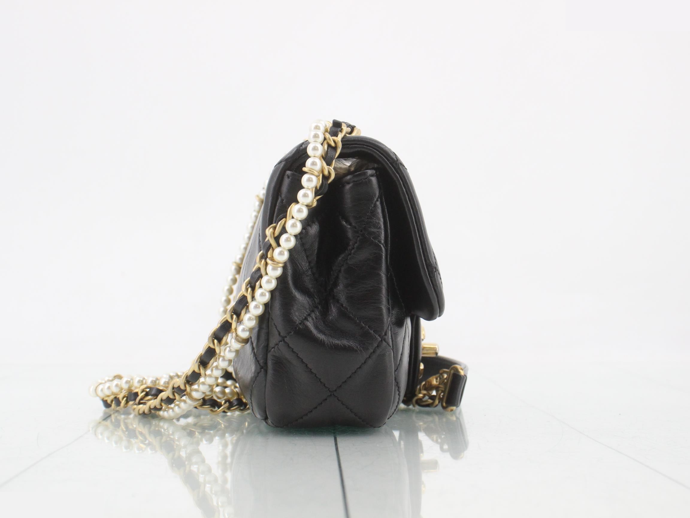 Matelassé (bag) - Pearl Shoulder Bag — view 4
