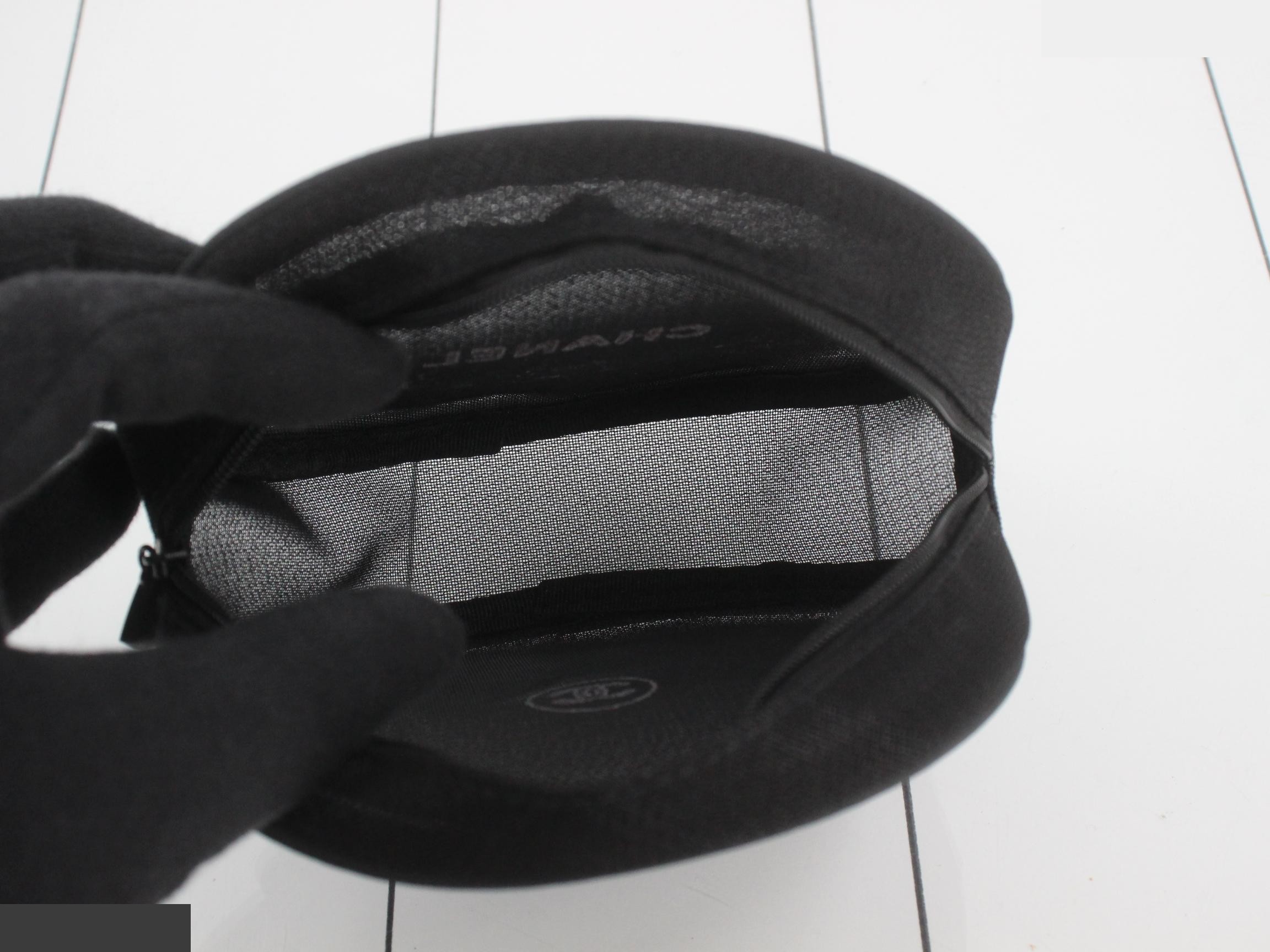 Round Mesh Pouch, Black — view 4