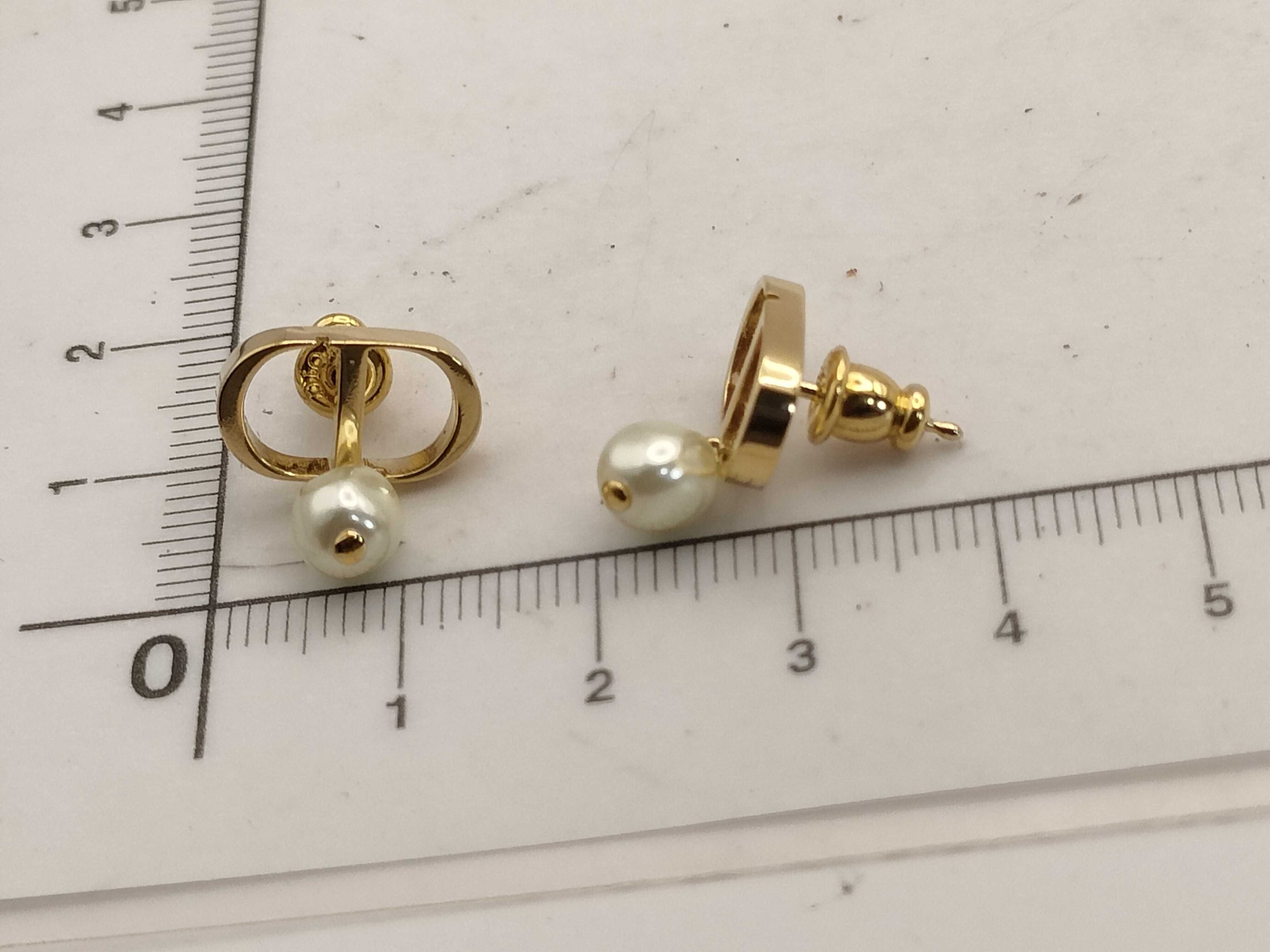 Petite CD Resin Pearl Earrings — view 10