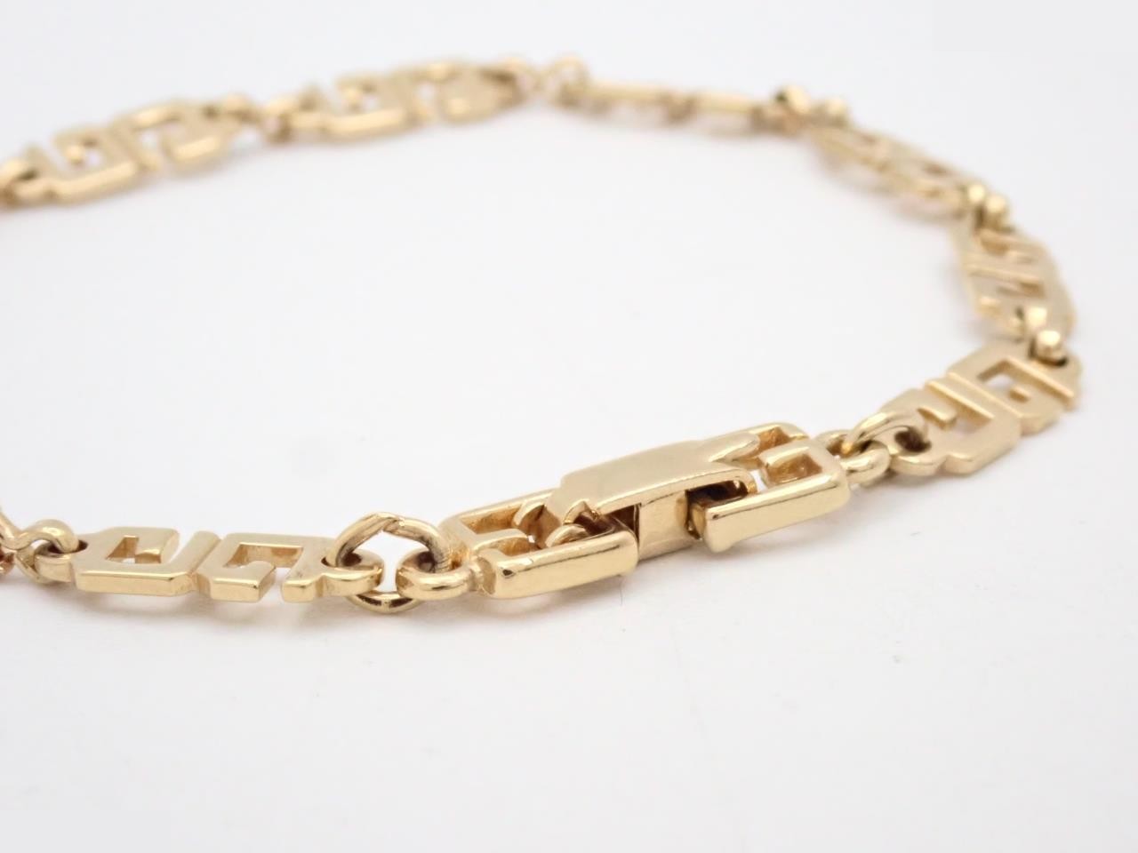 Precious metals, bracelets, bangles (metal), arm circumference approximately 18cm — view 3