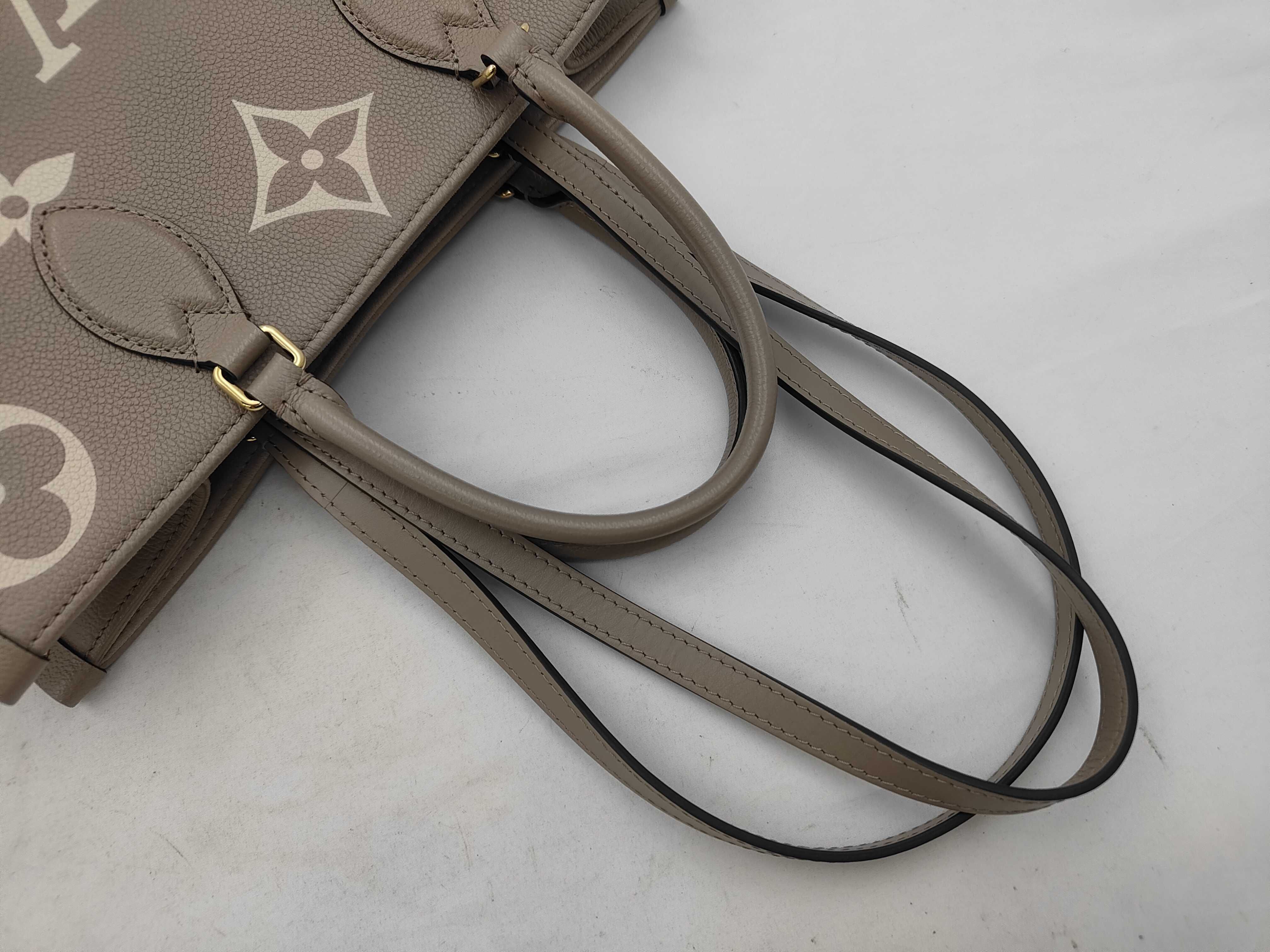 M45494 Empreinte OnTheGo MM Tourtrere/Crème Handbag — view 3
