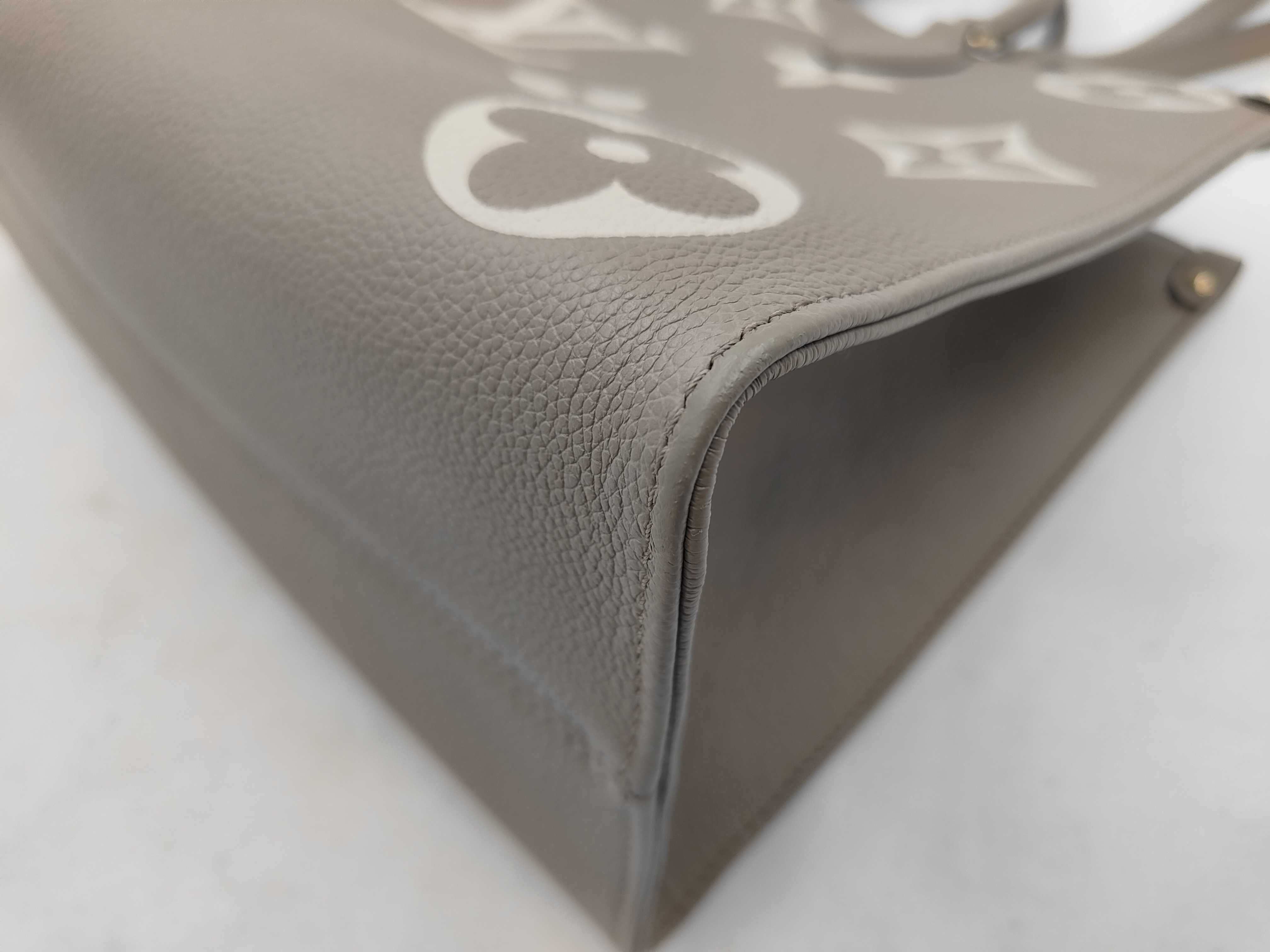 M45494 Empreinte OnTheGo MM Tourtrere/Crème Handbag — view 6