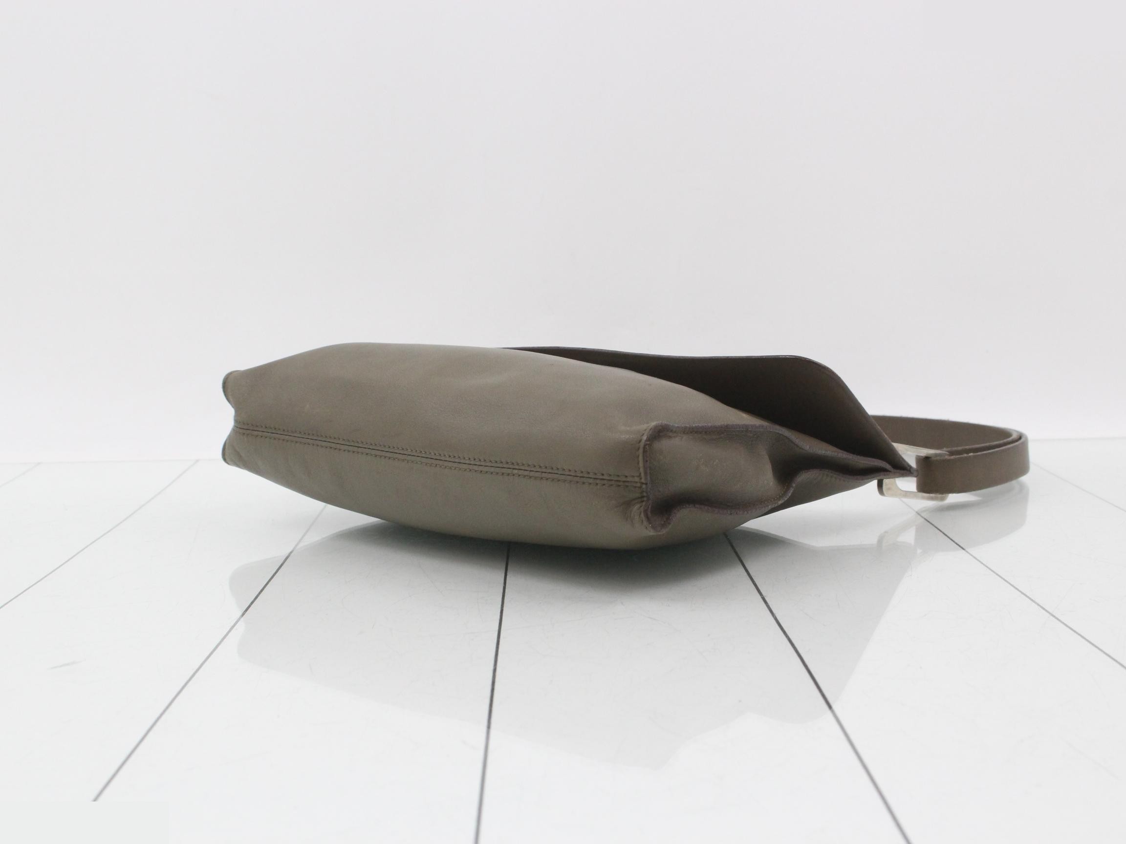 One-shoulder leather bag — view 6