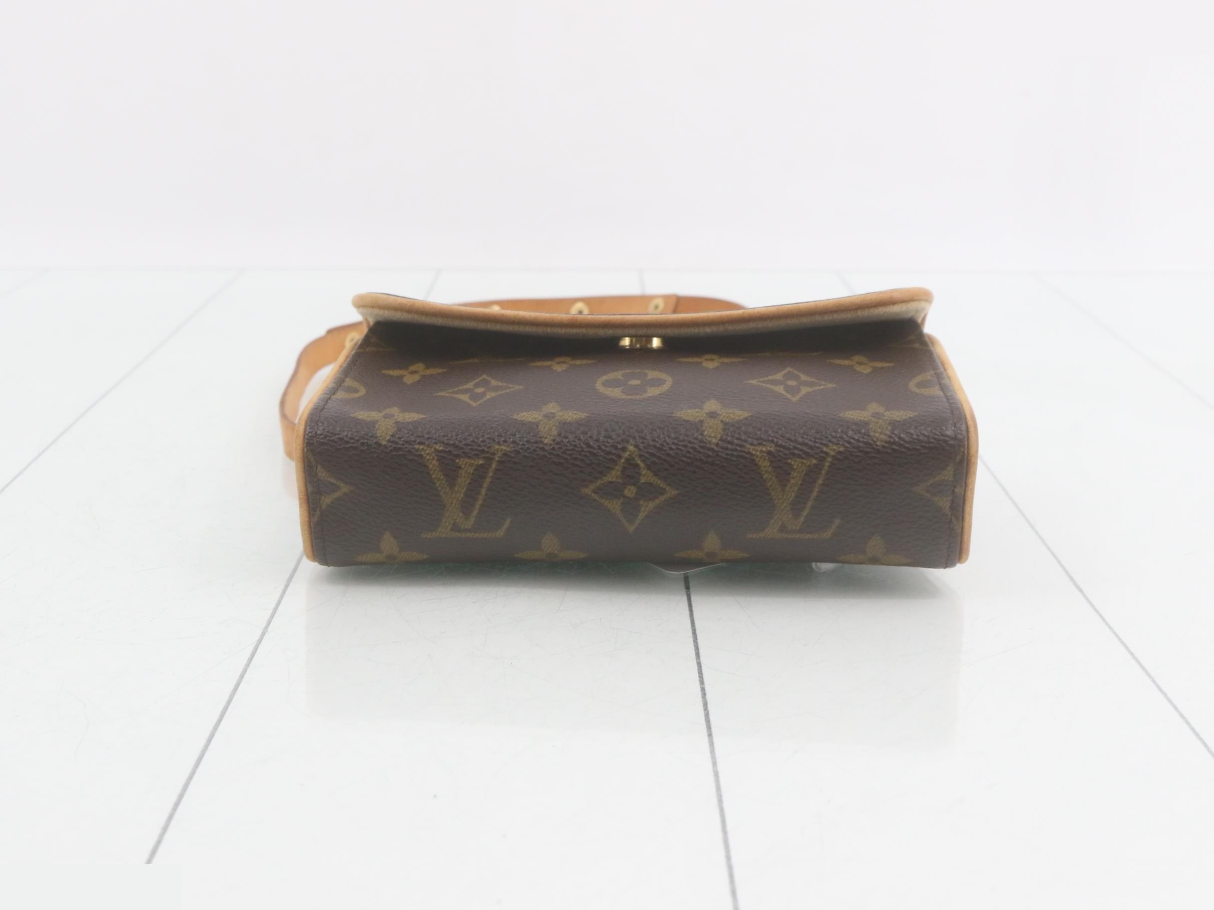 Florentine Pochette with Shoulder Strap — view 3