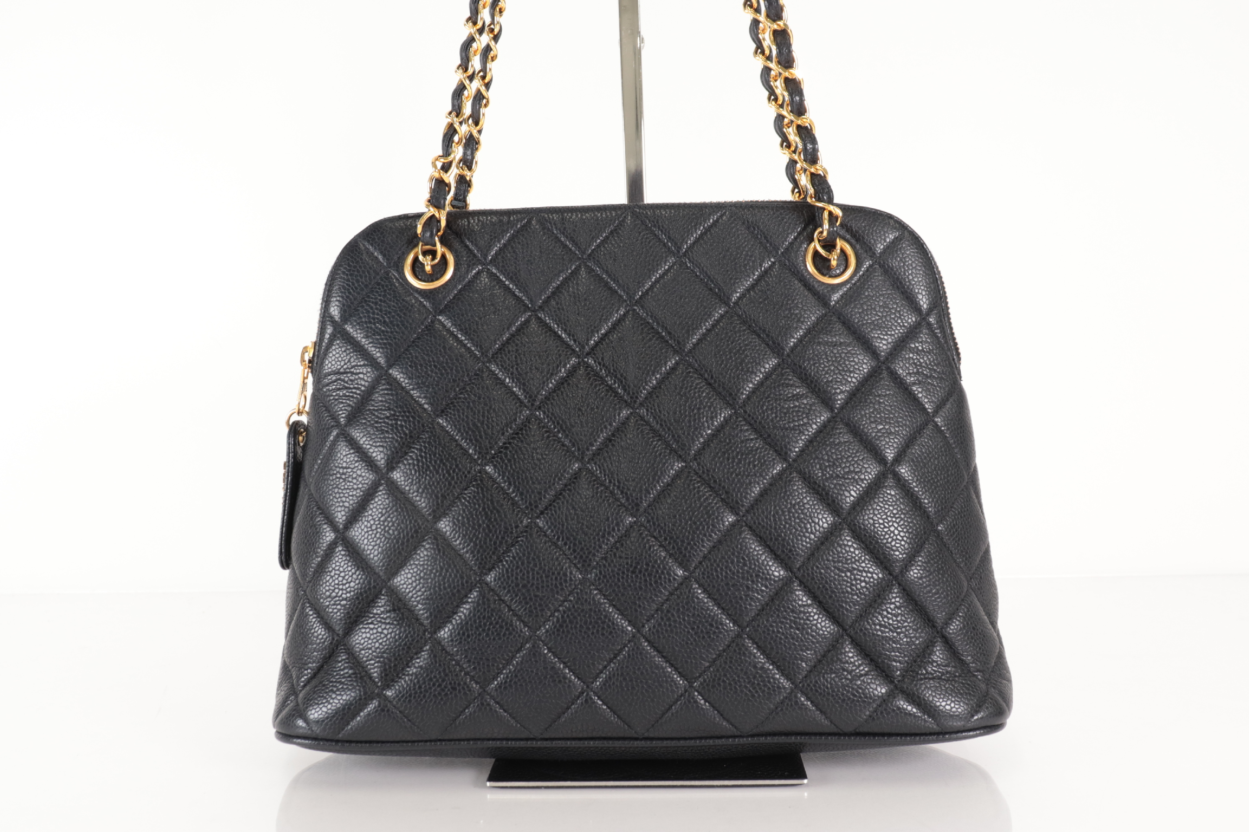 Caviar Chain Tote Bag (Series 3) — view 2