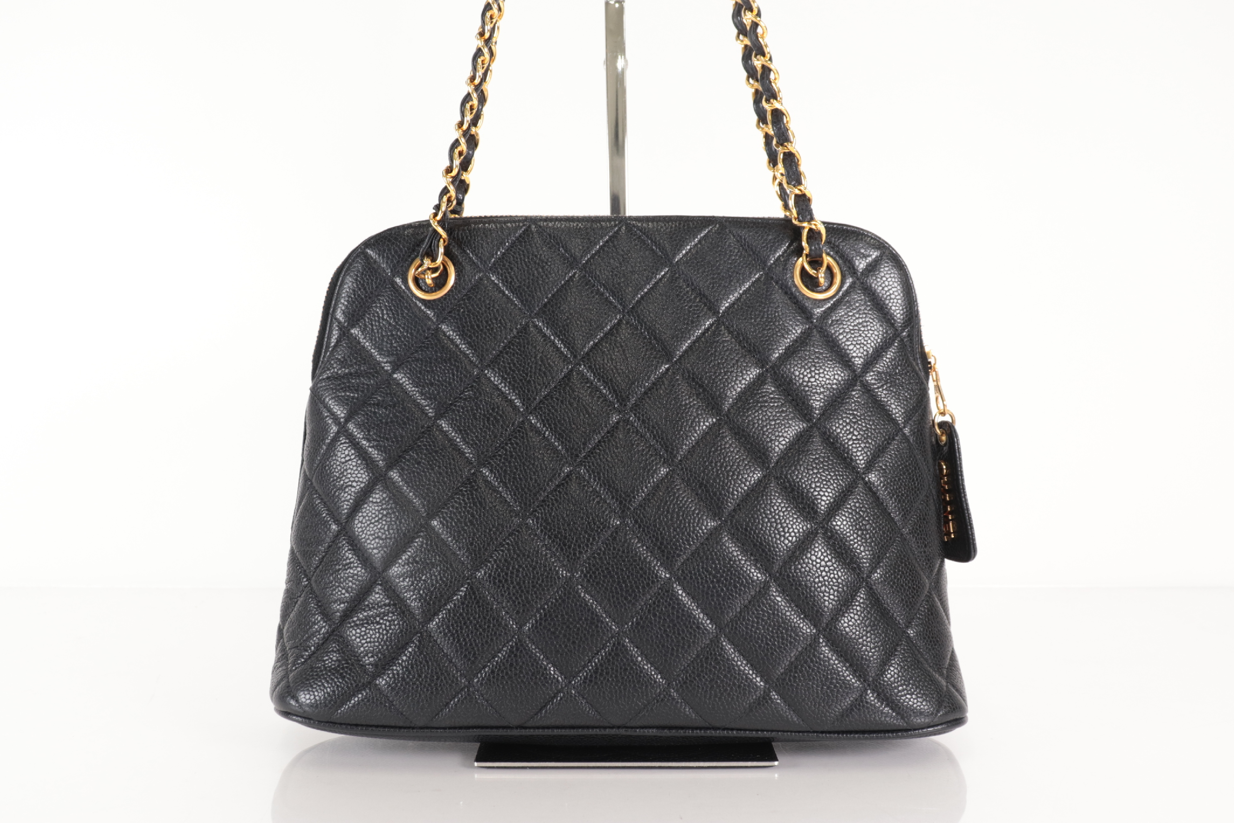 Caviar Chain Tote Bag (Series 3) — view 3