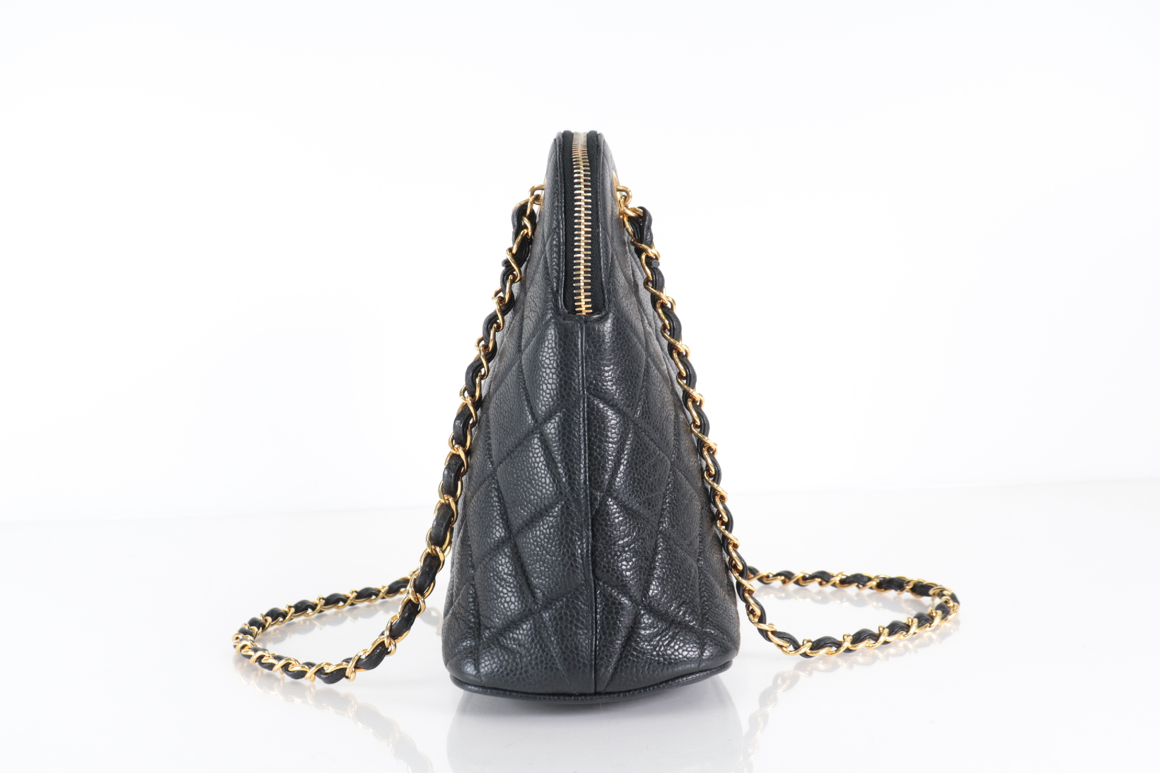 Caviar Chain Tote Bag (Series 3) — view 5