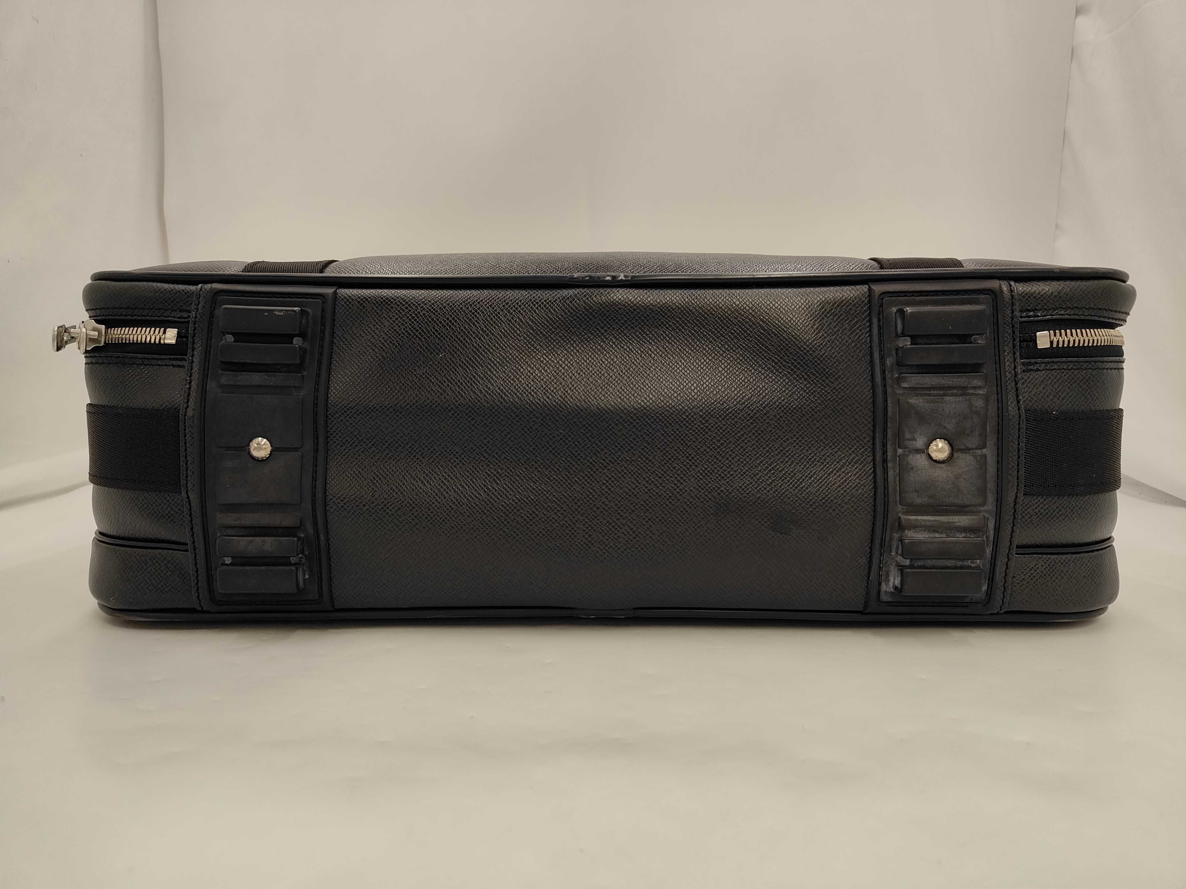 Taiga Satellite 53 Business Bag — view 3