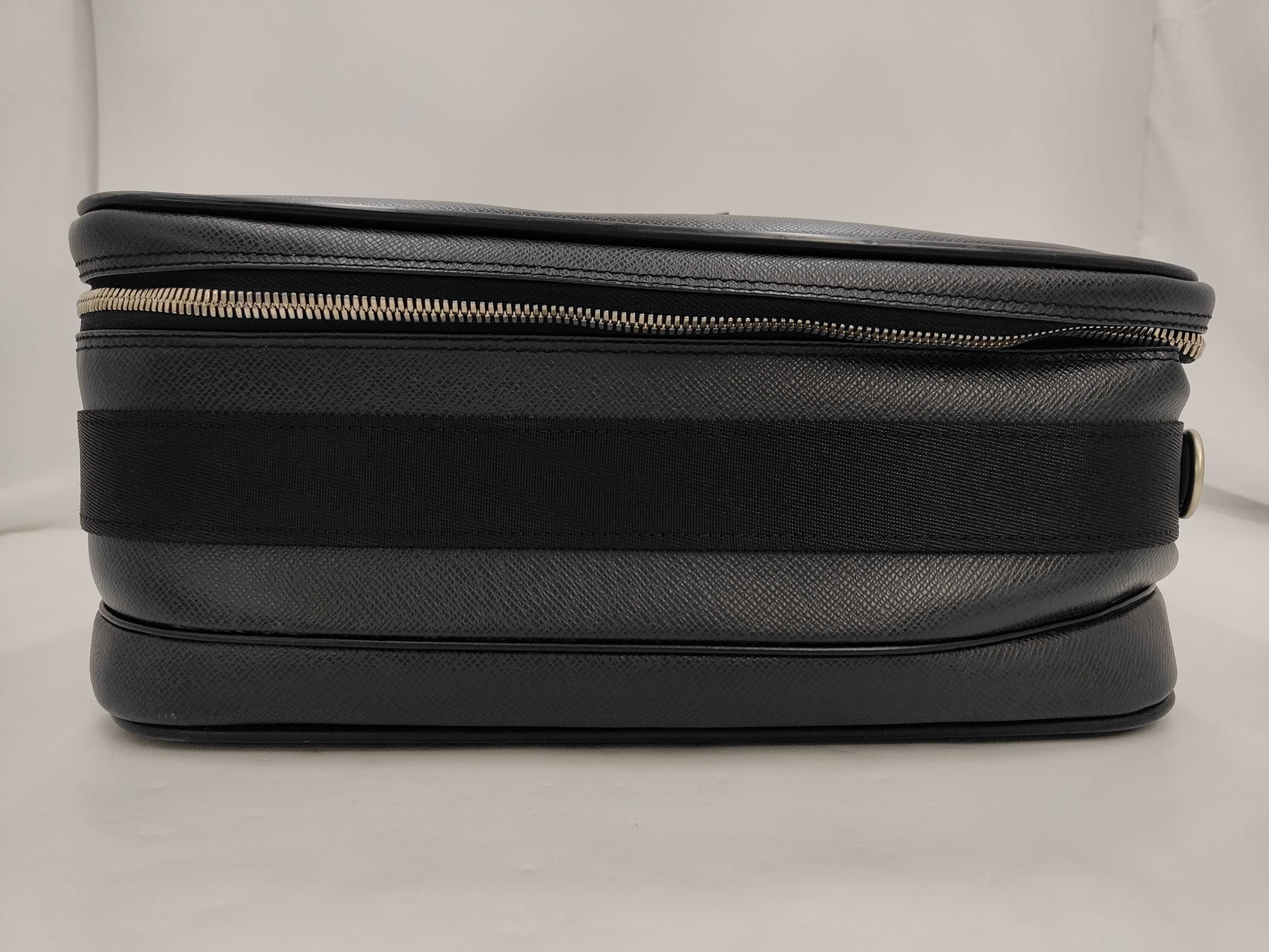 Taiga Satellite 53 Business Bag — view 8