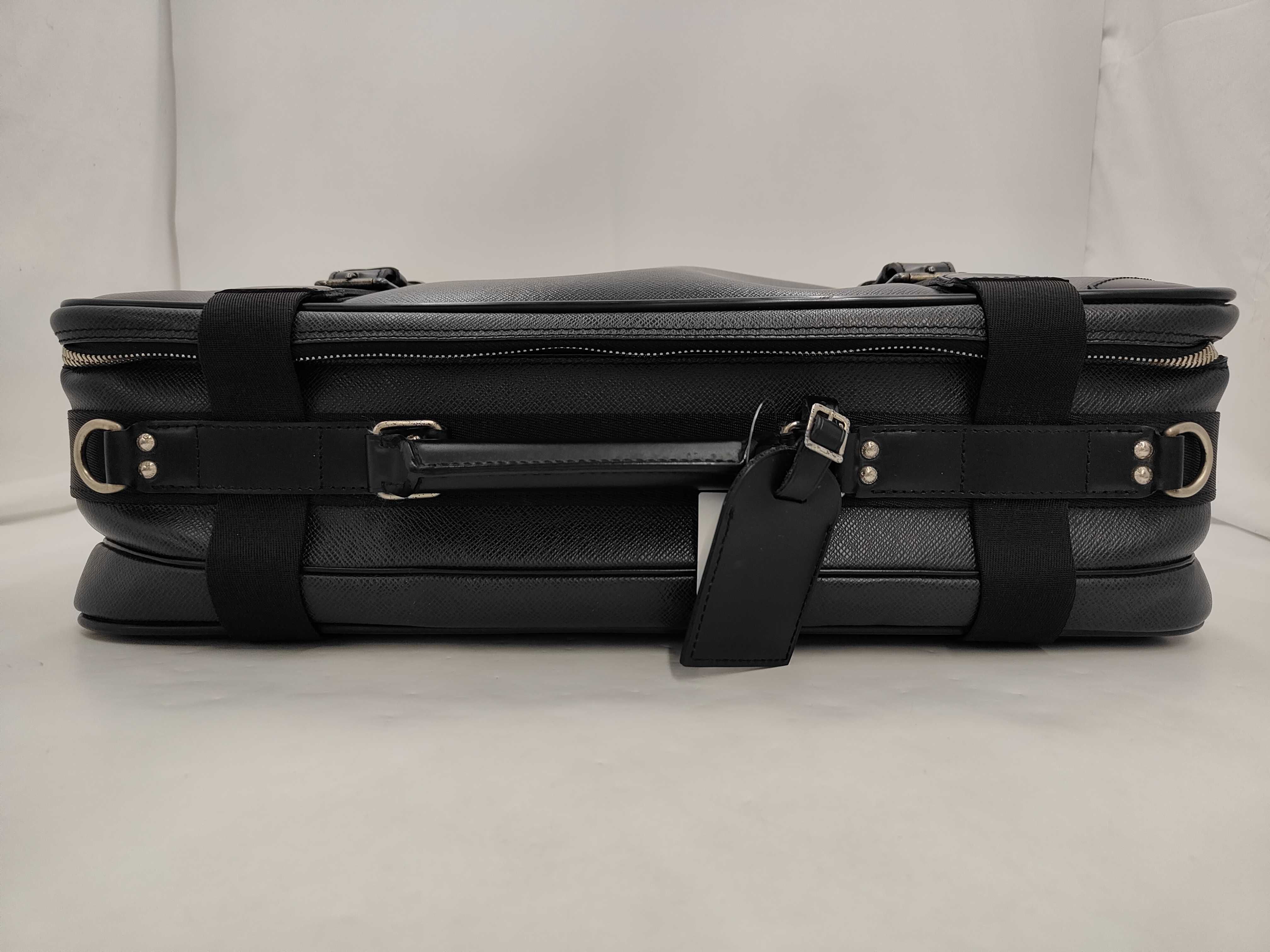 Taiga Satellite 53 Business Bag — view 9