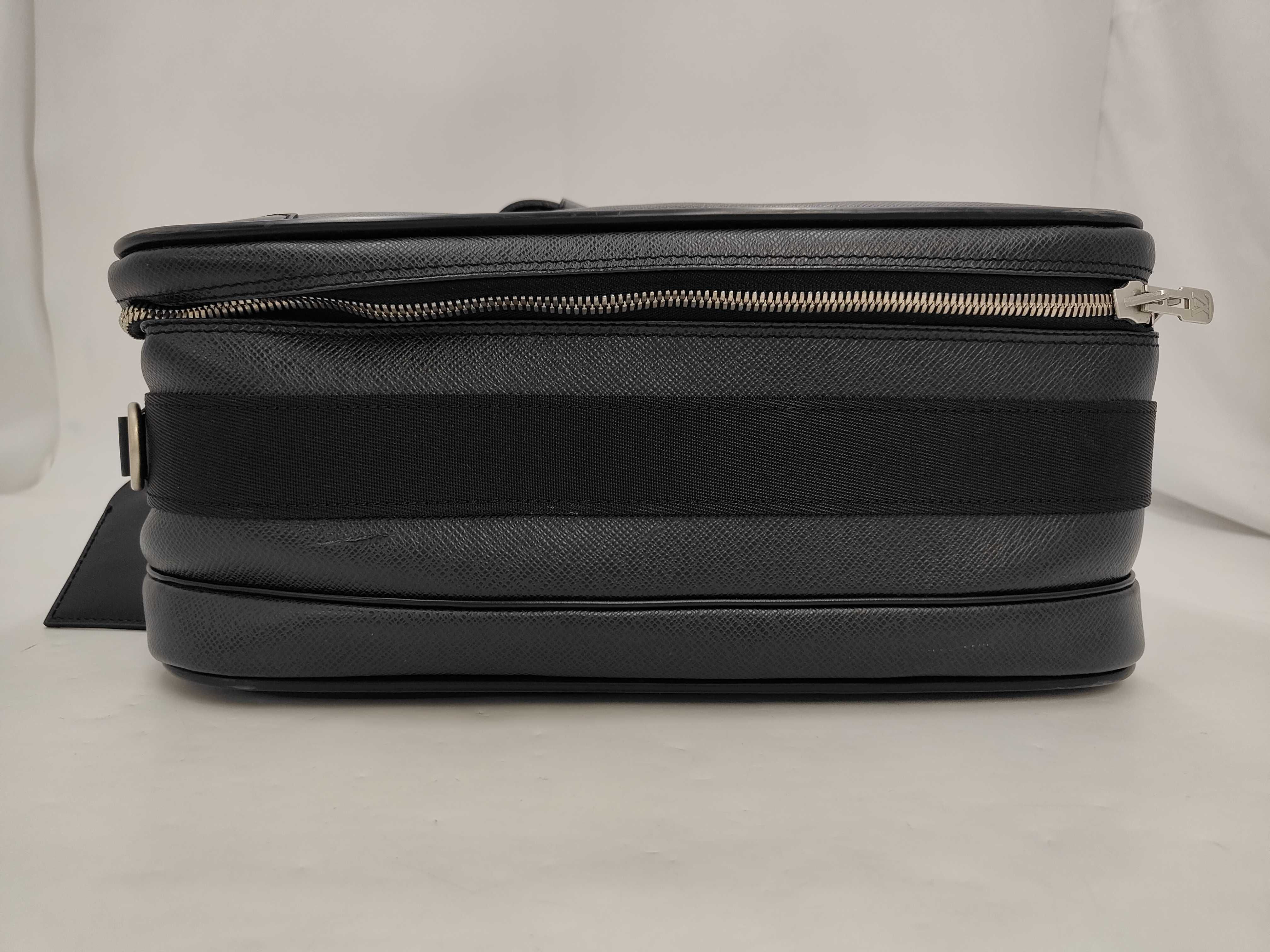 Taiga Satellite 53 Business Bag — view 10