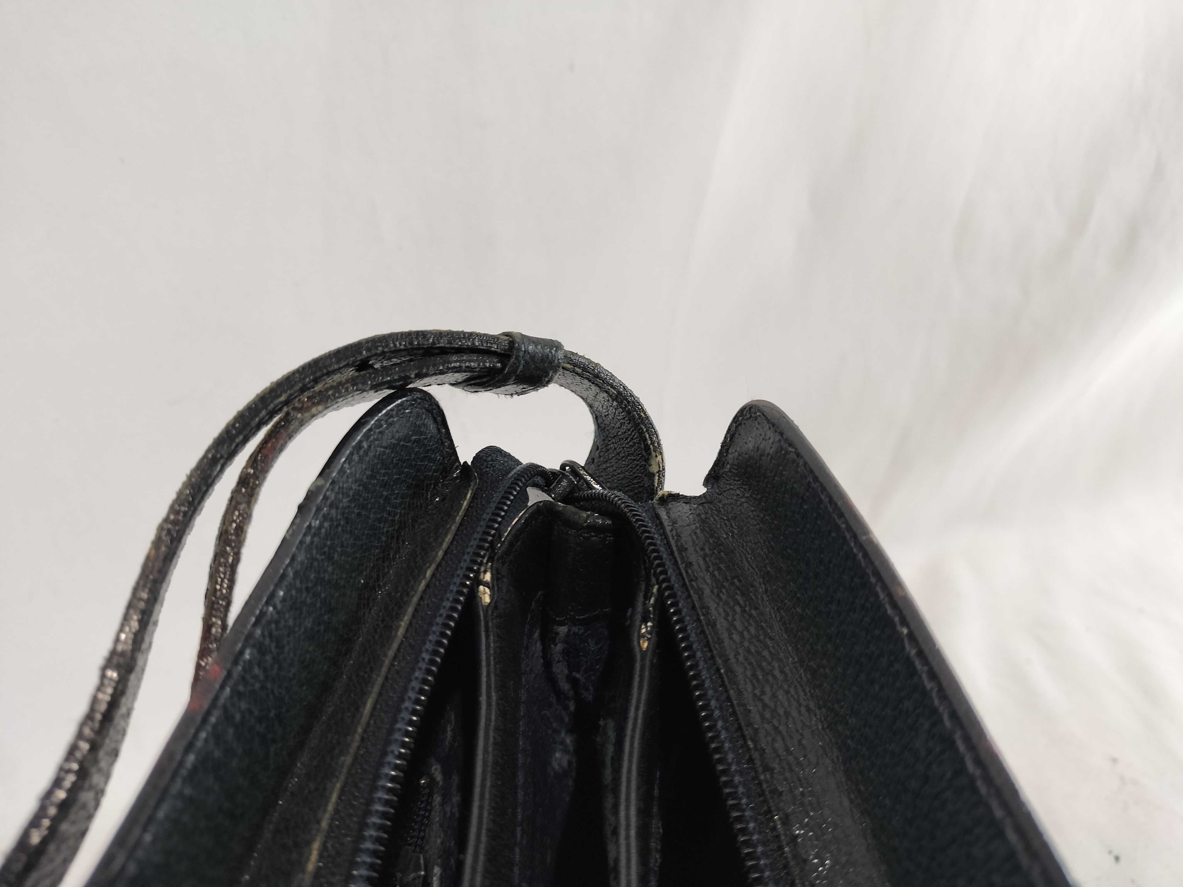 GG Supreme Shoulder Bag — view 13