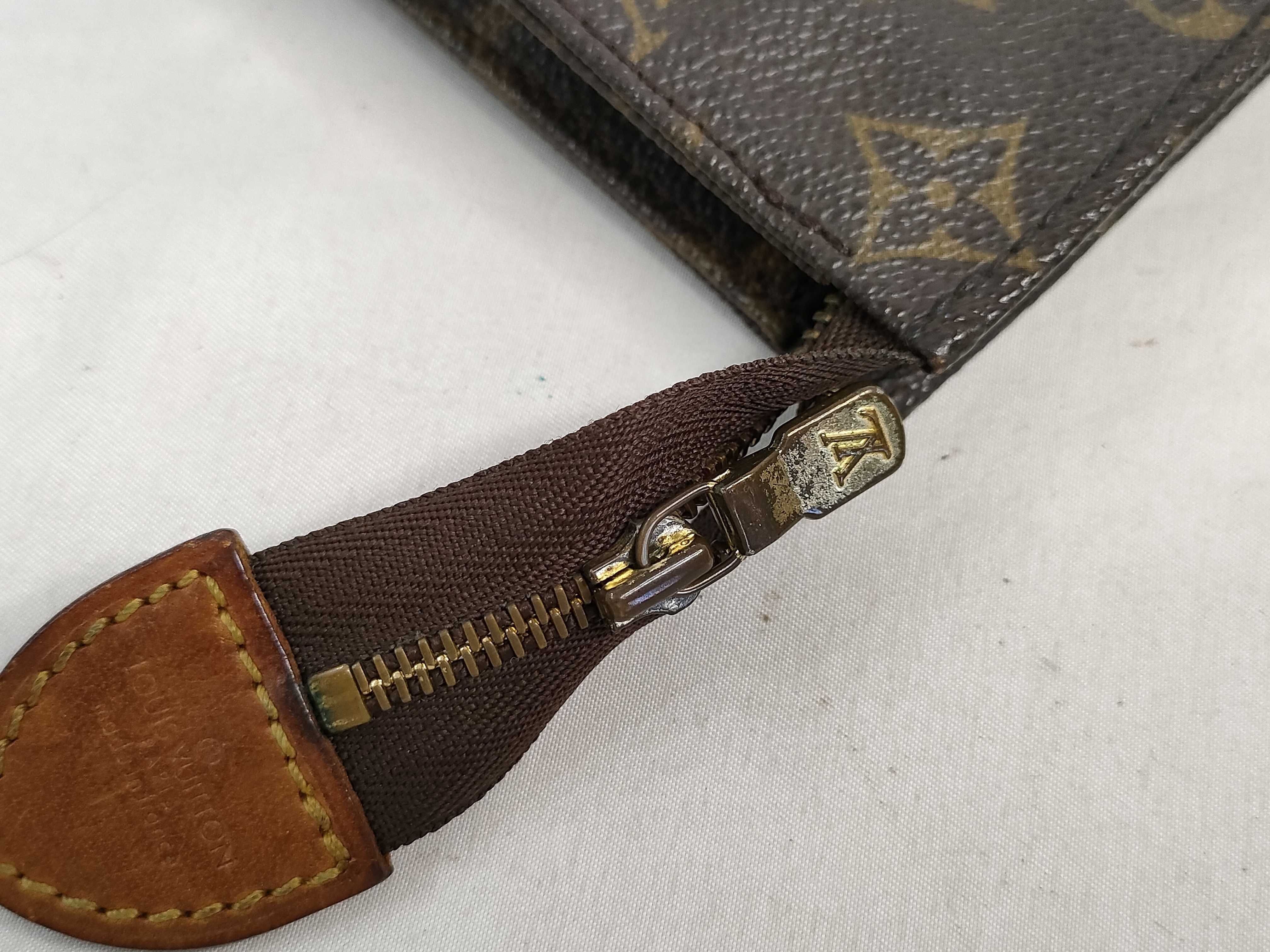 Monogram Louis Vuitton Monogram Posh Toilette 19 Pouch M47544 TH8912 Pouch — view 9