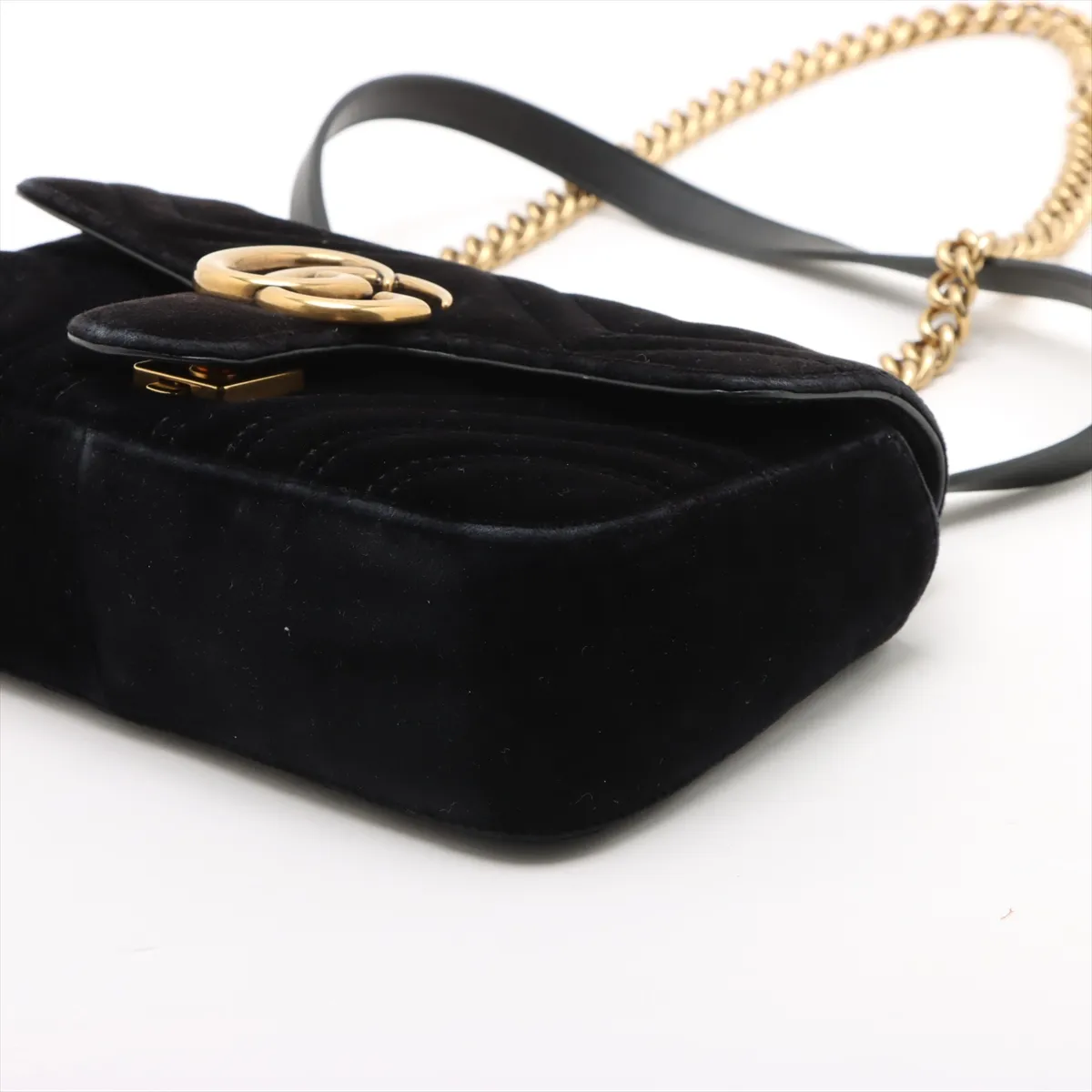 GG Marmont Velvet Chain Shoulder Bag, Black — view 3
