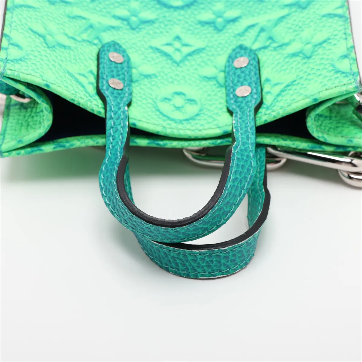 Monogram Illusion Sac Plat XS M81221 Green (RFID detected) — view 5