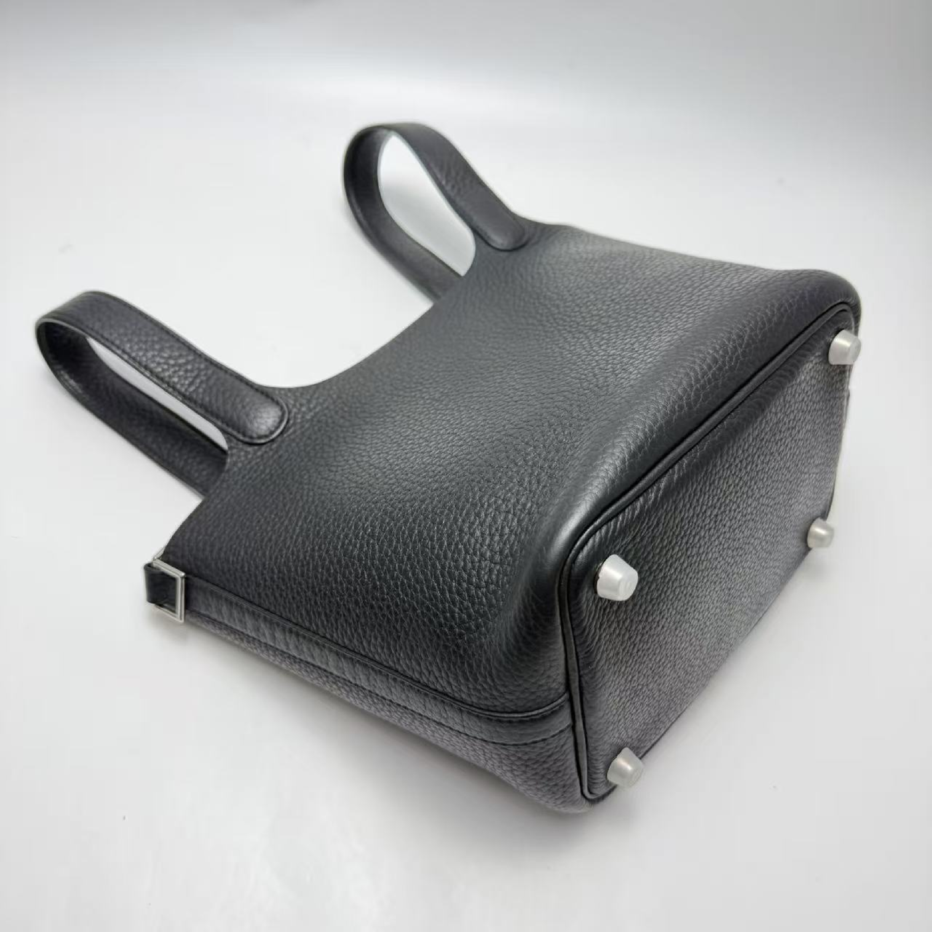 Picotan Cowhide Handbag R Handbag — view 4