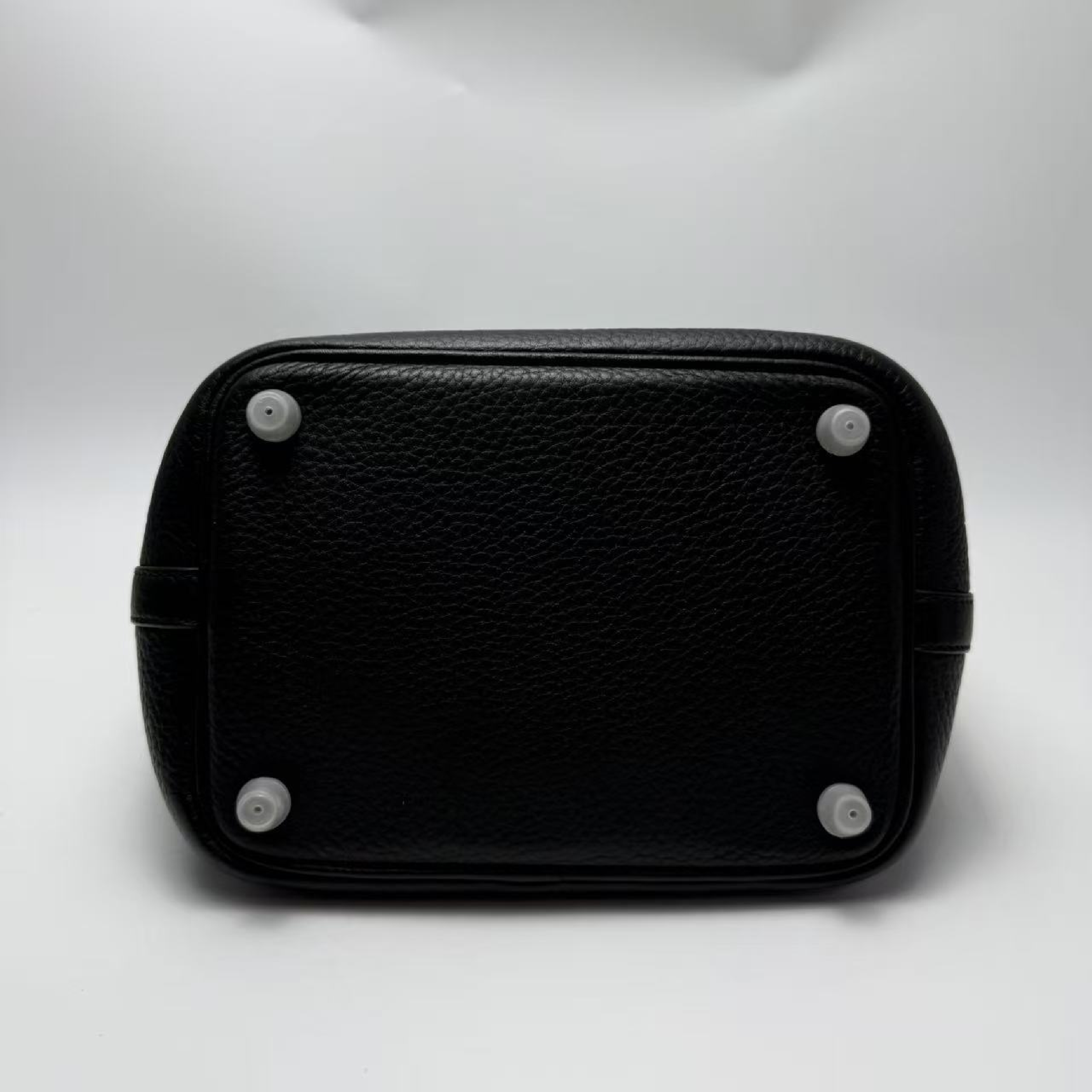 Picotan Cowhide Handbag R Handbag — view 7