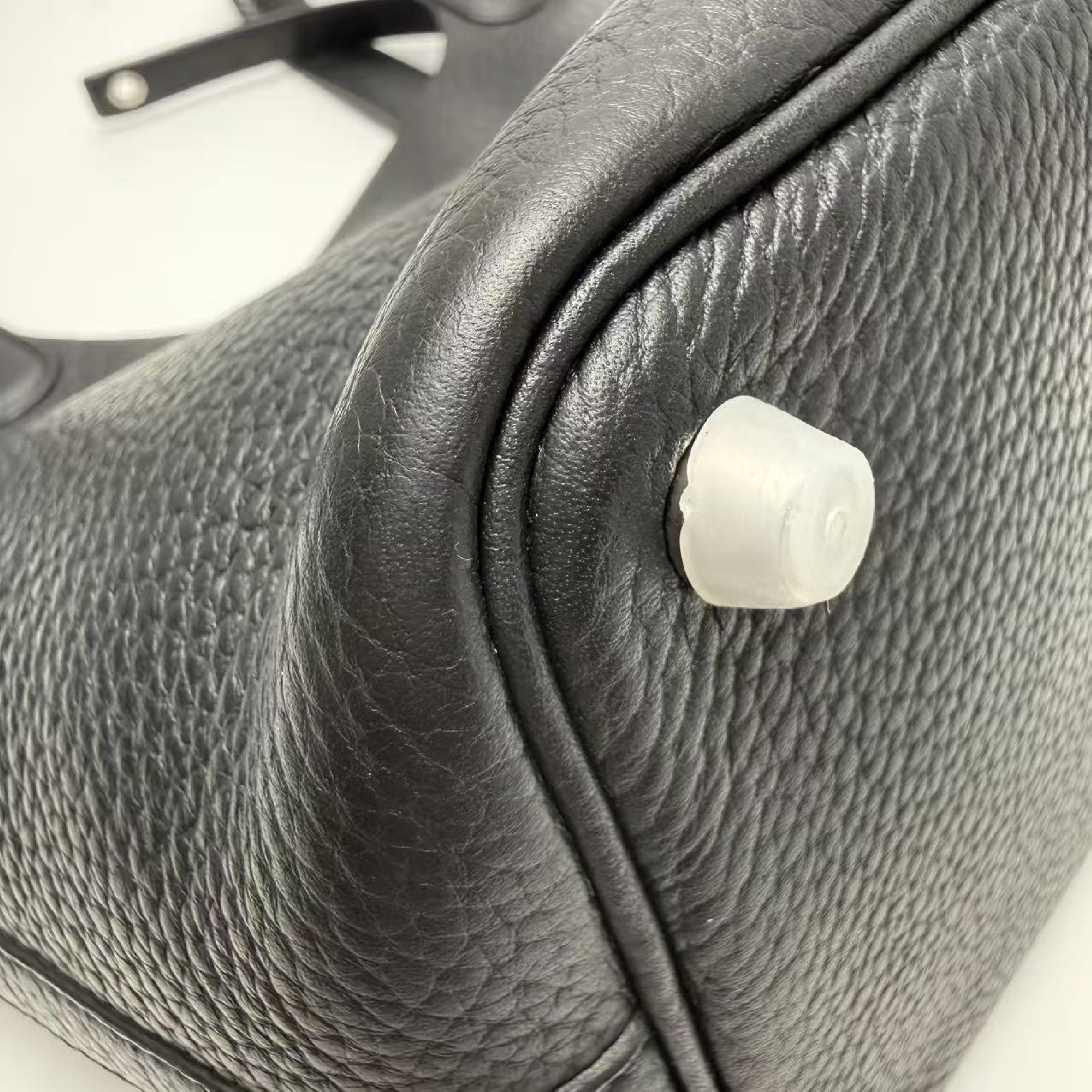 Picotan Cowhide Handbag R Handbag — view 9
