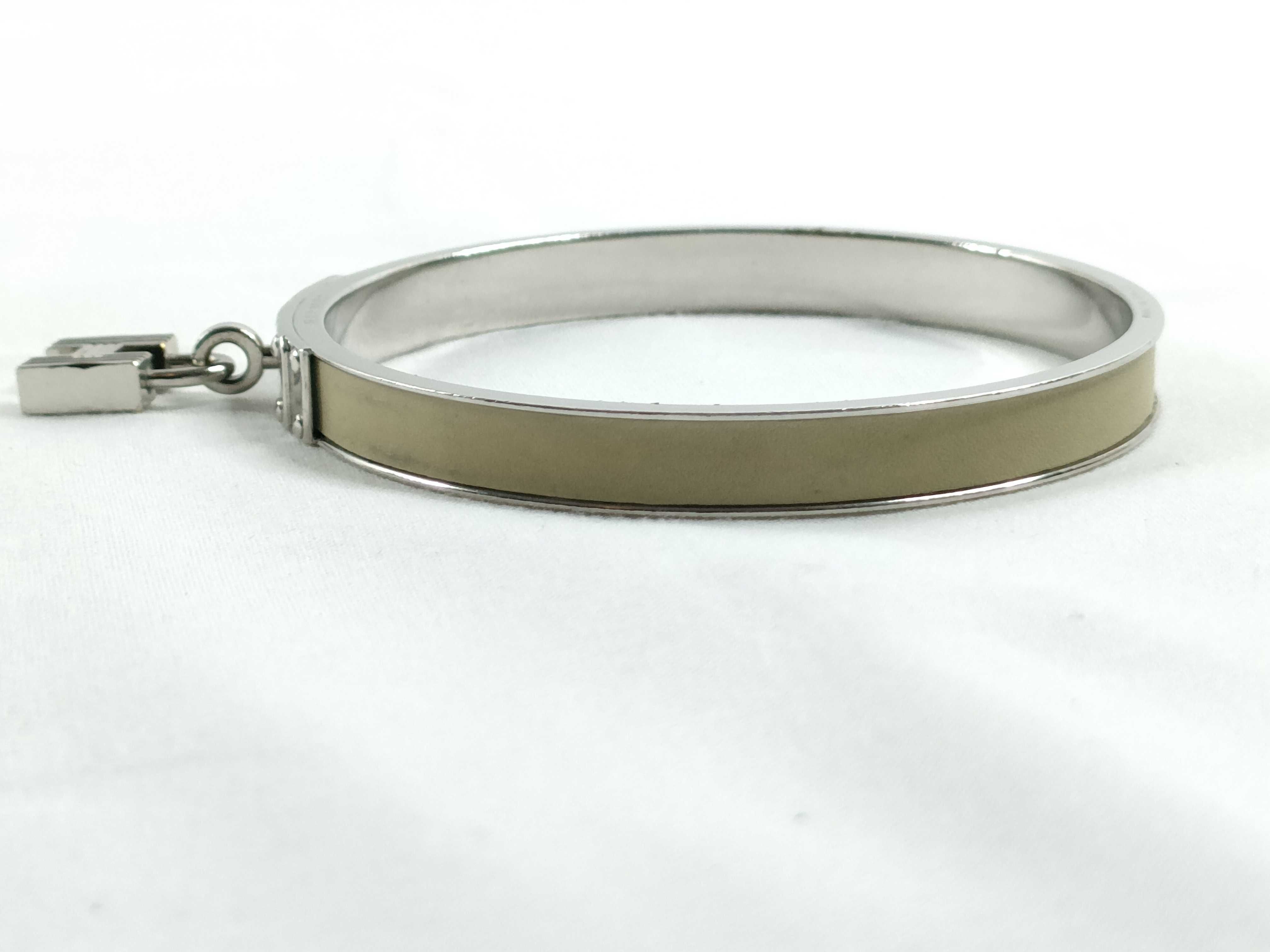 Kelly Bangle Silver Bracelet Bracelet/Bangle — view 2