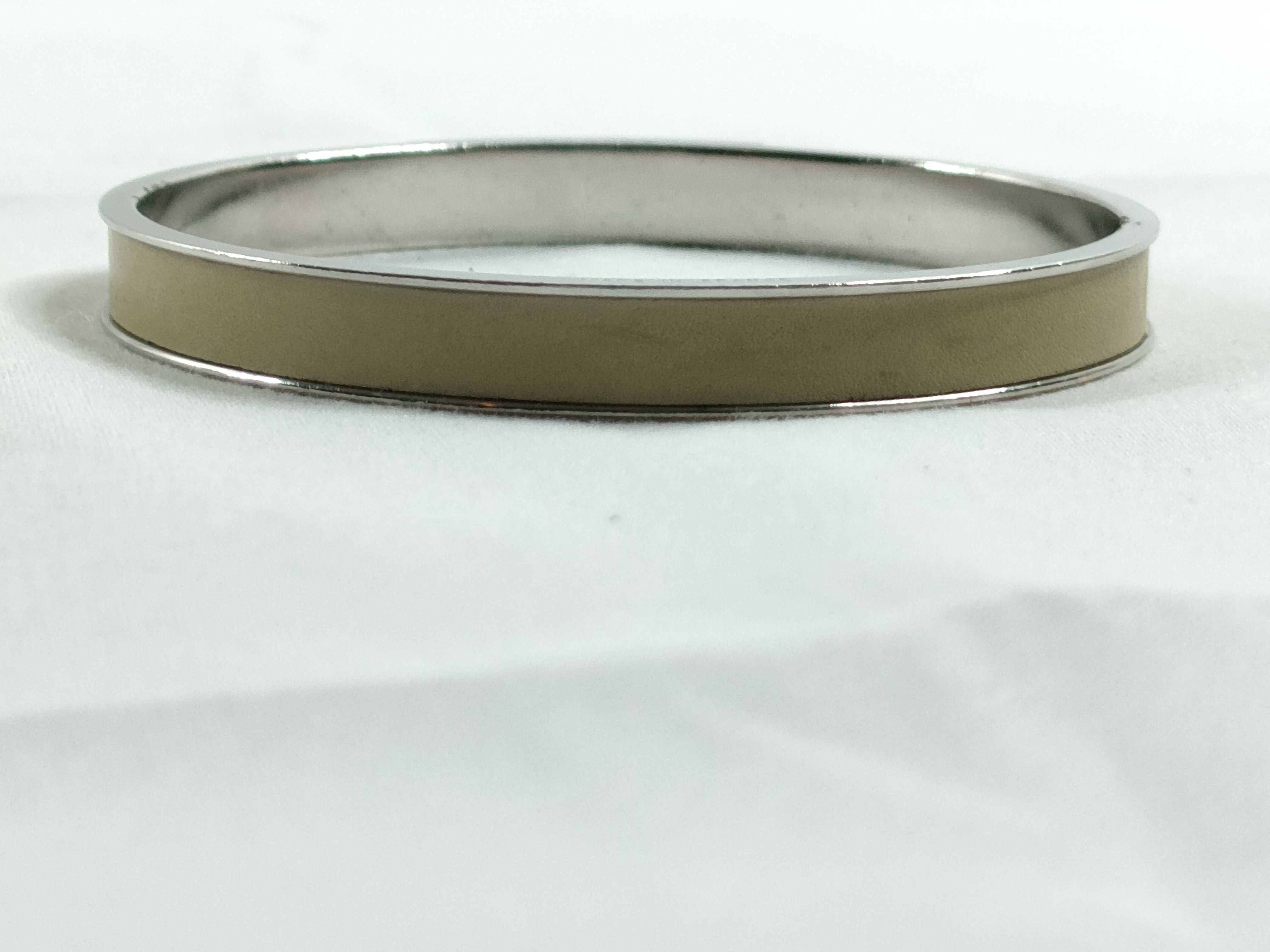 Kelly Bangle Silver Bracelet Bracelet/Bangle — view 3