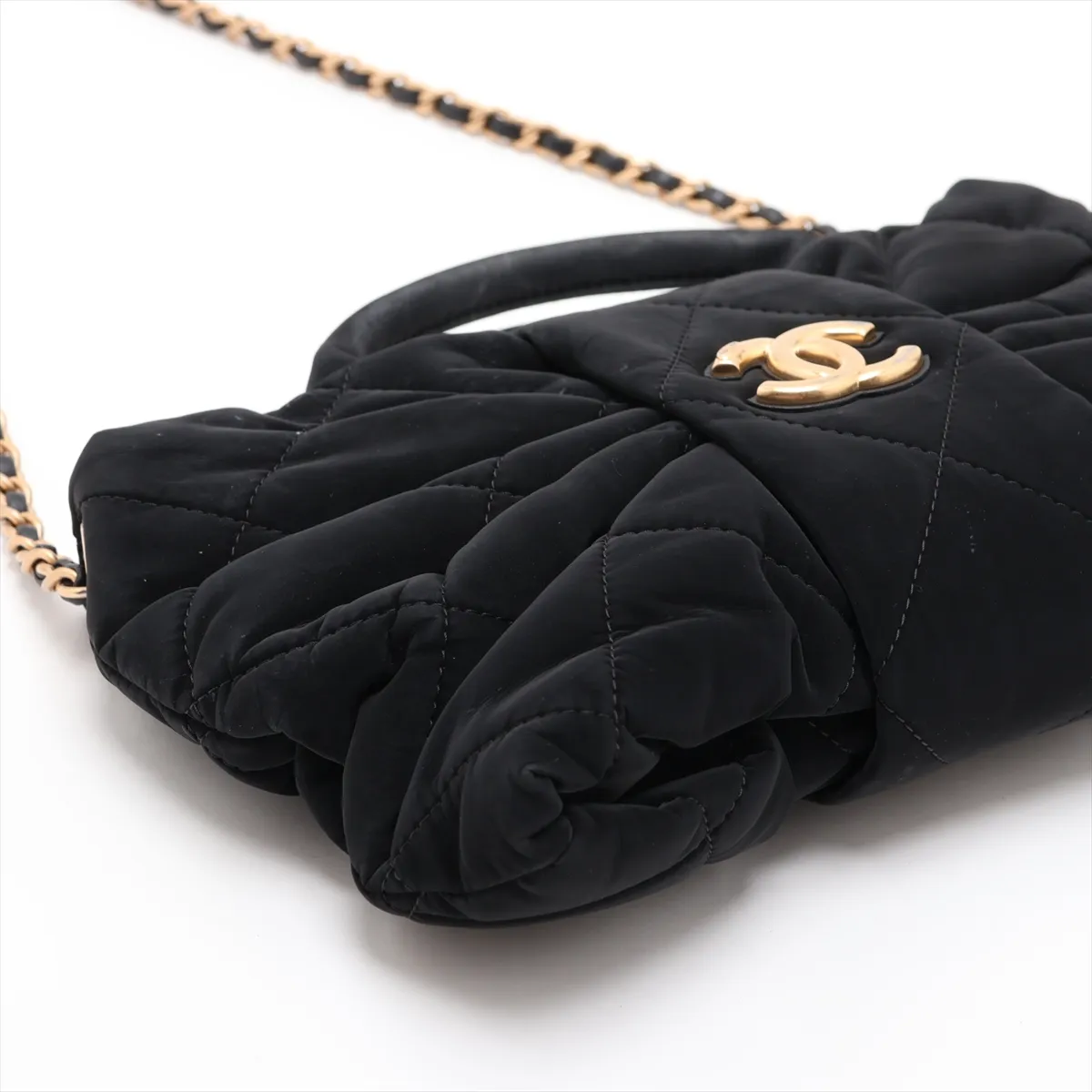 Matelassé Velvet 2-Way Handbag Bow Bag Black Gold Hardware HPEGTPXC Random Plate — view 4