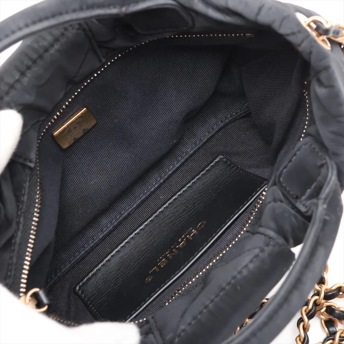 Matelassé Velvet 2-Way Handbag Bow Bag Black Gold Hardware HPEGTPXC Random Plate — view 8