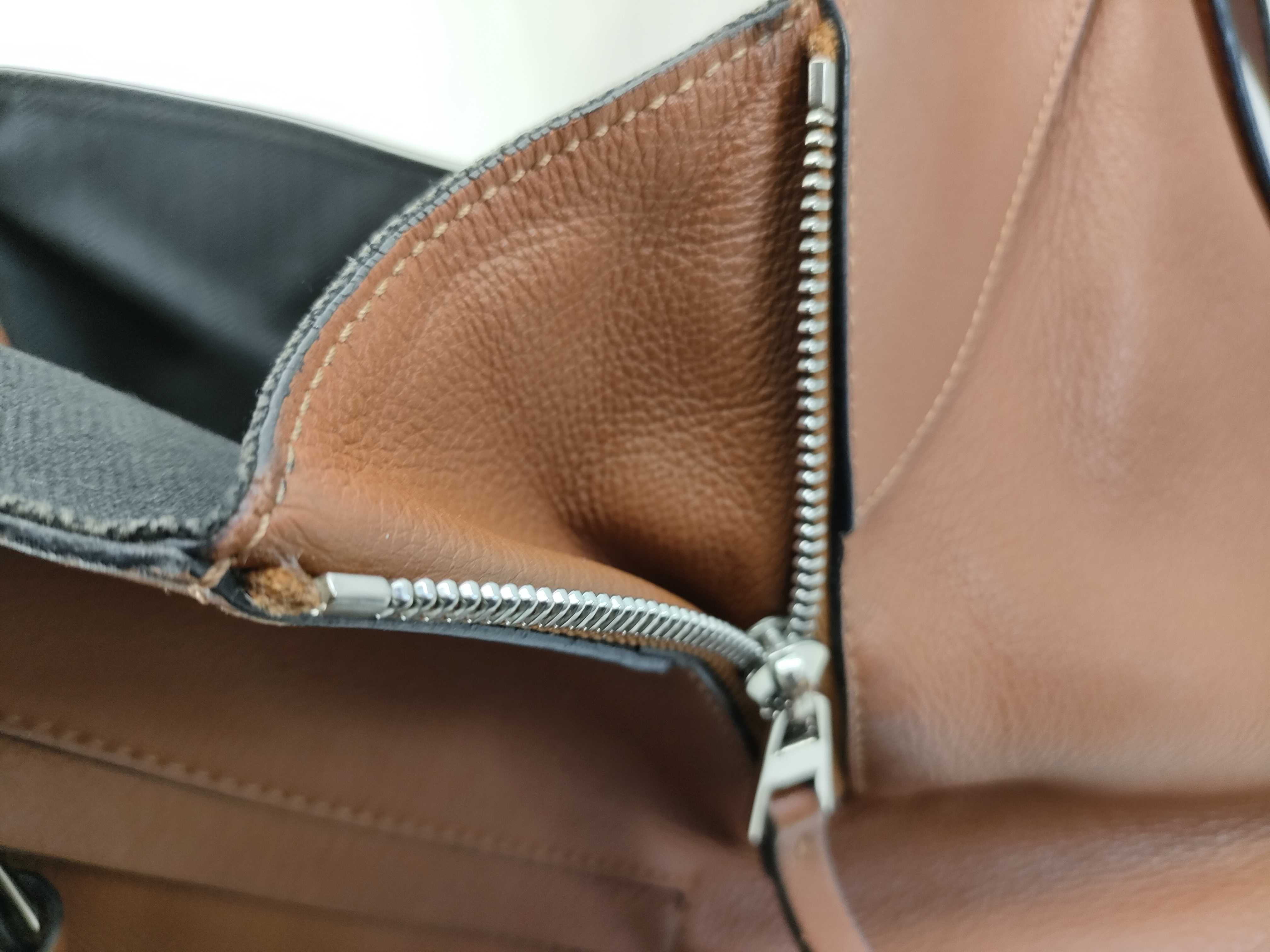 Hammock Compact Shoulder Bag — view 11