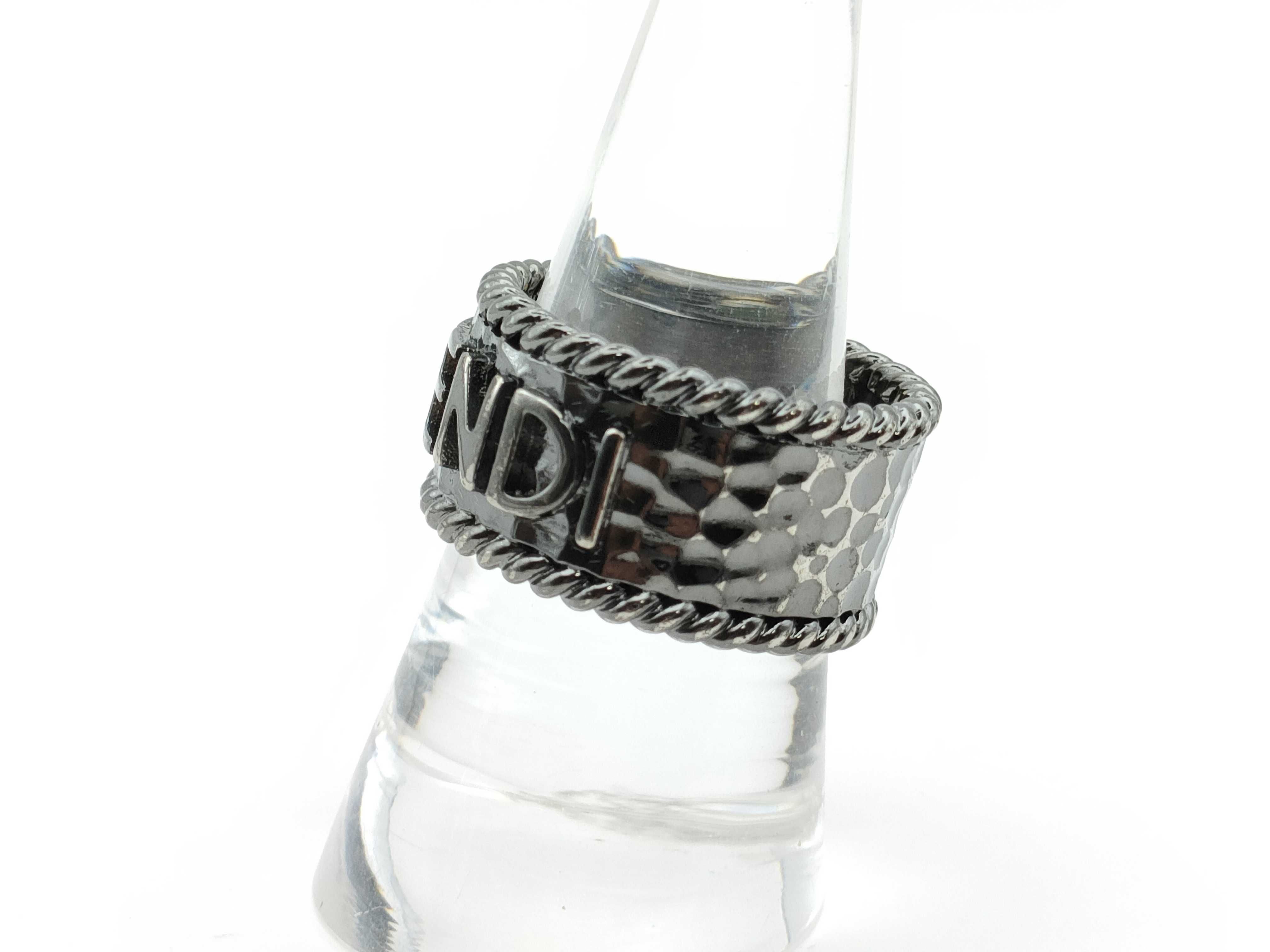 ring — view 2