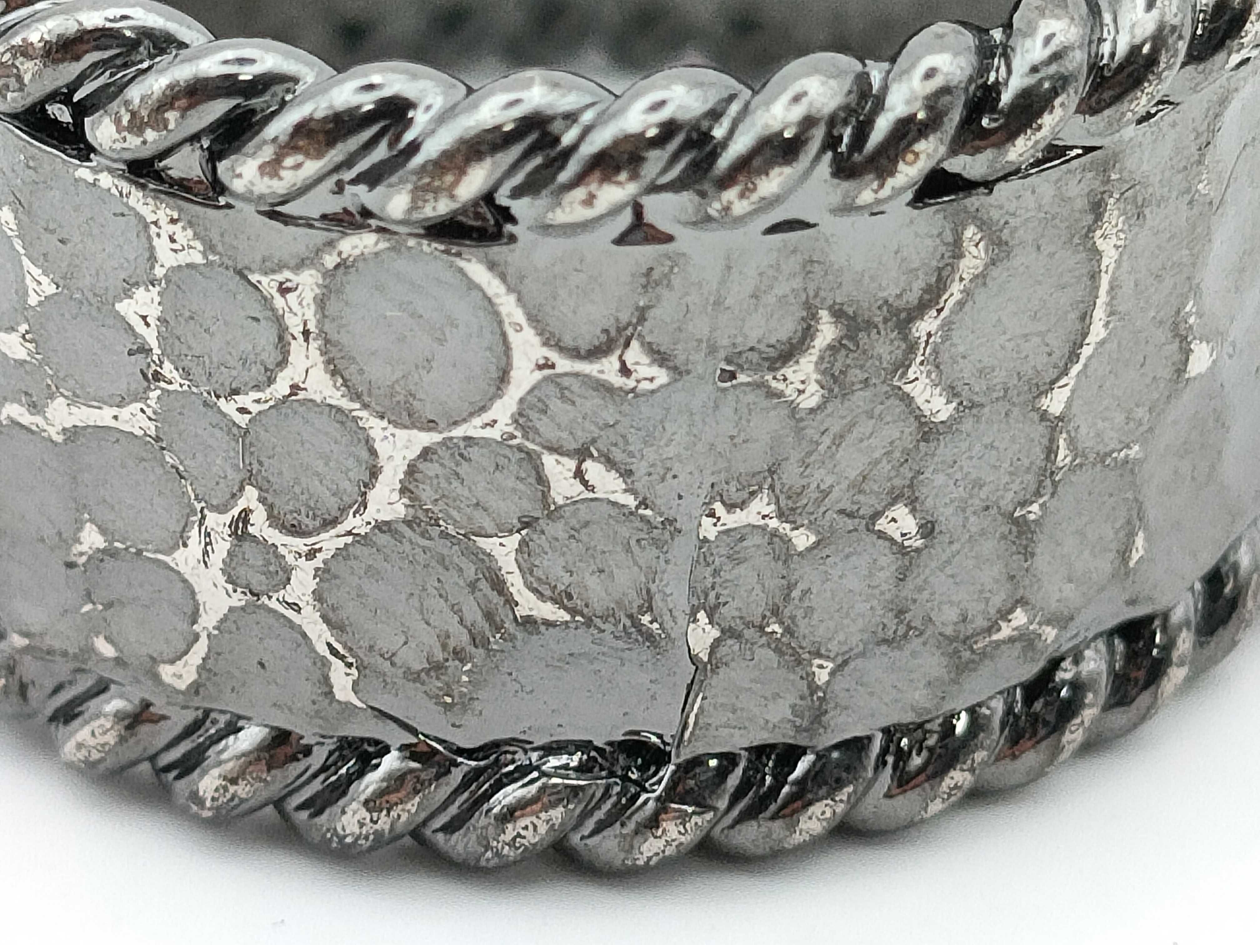 ring — view 10