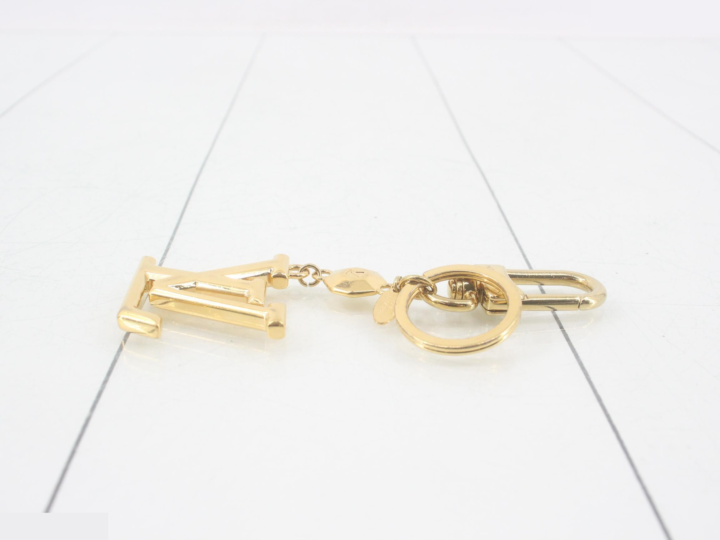 M65216 LV Facet Portefeuille Charm Gold GP — view 3