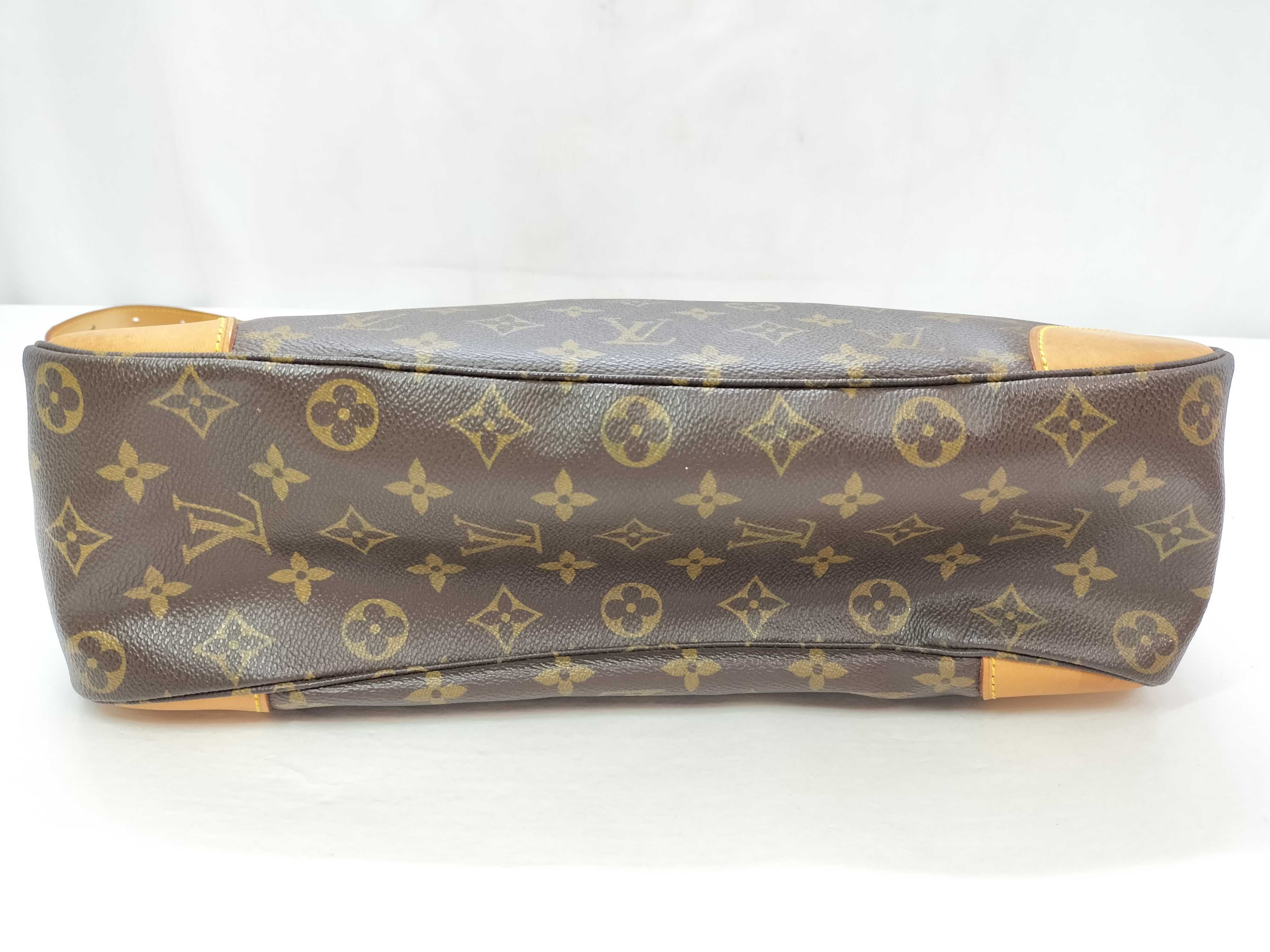 Monogram Louis Vuitton Monogram Boulogne 35 Shoulder Bag — view 15