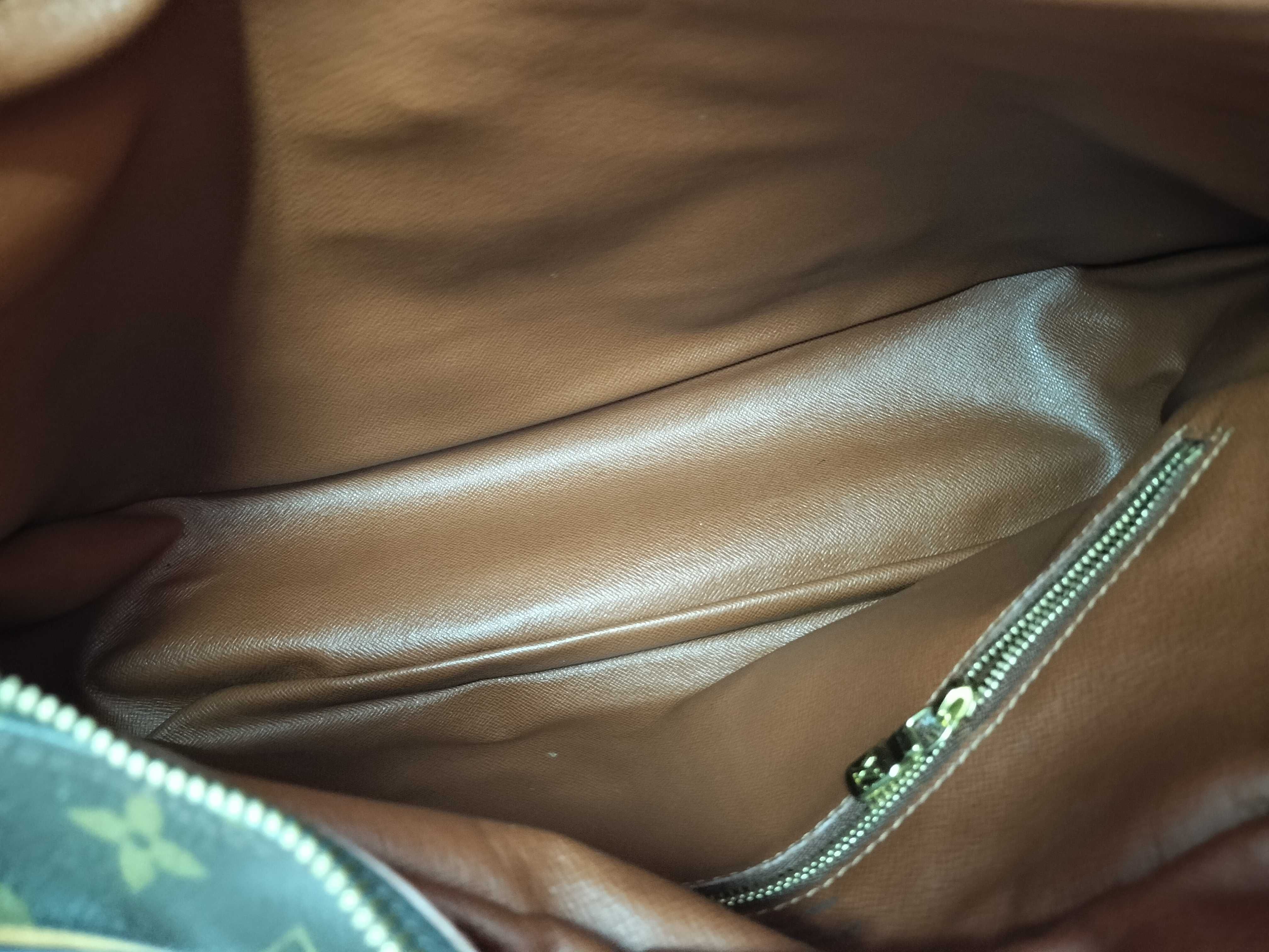 Monogram Louis Vuitton Monogram Boulogne 35 Shoulder Bag — view 8