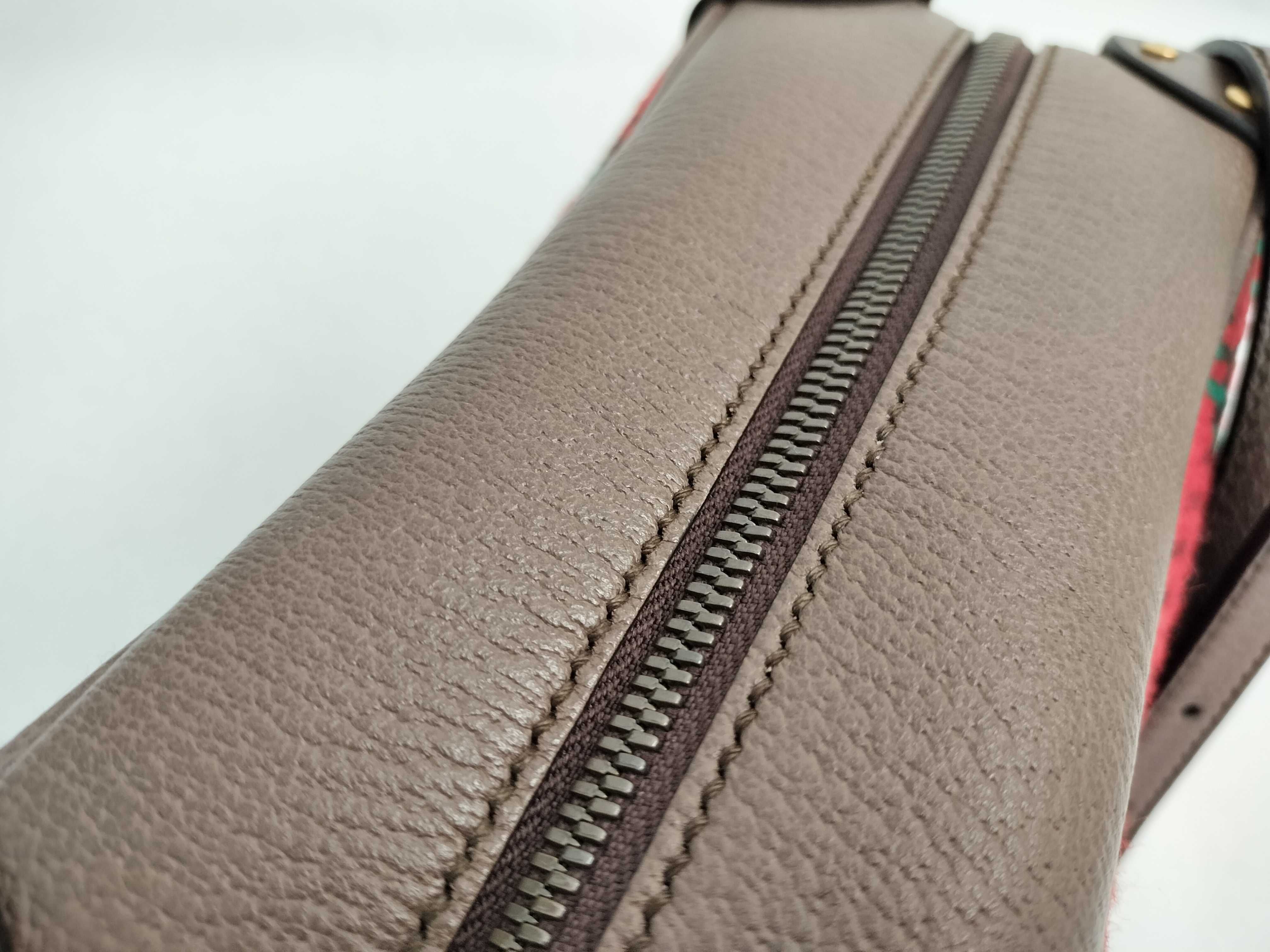 GG Sherry Line Shoulder Bag — view 6