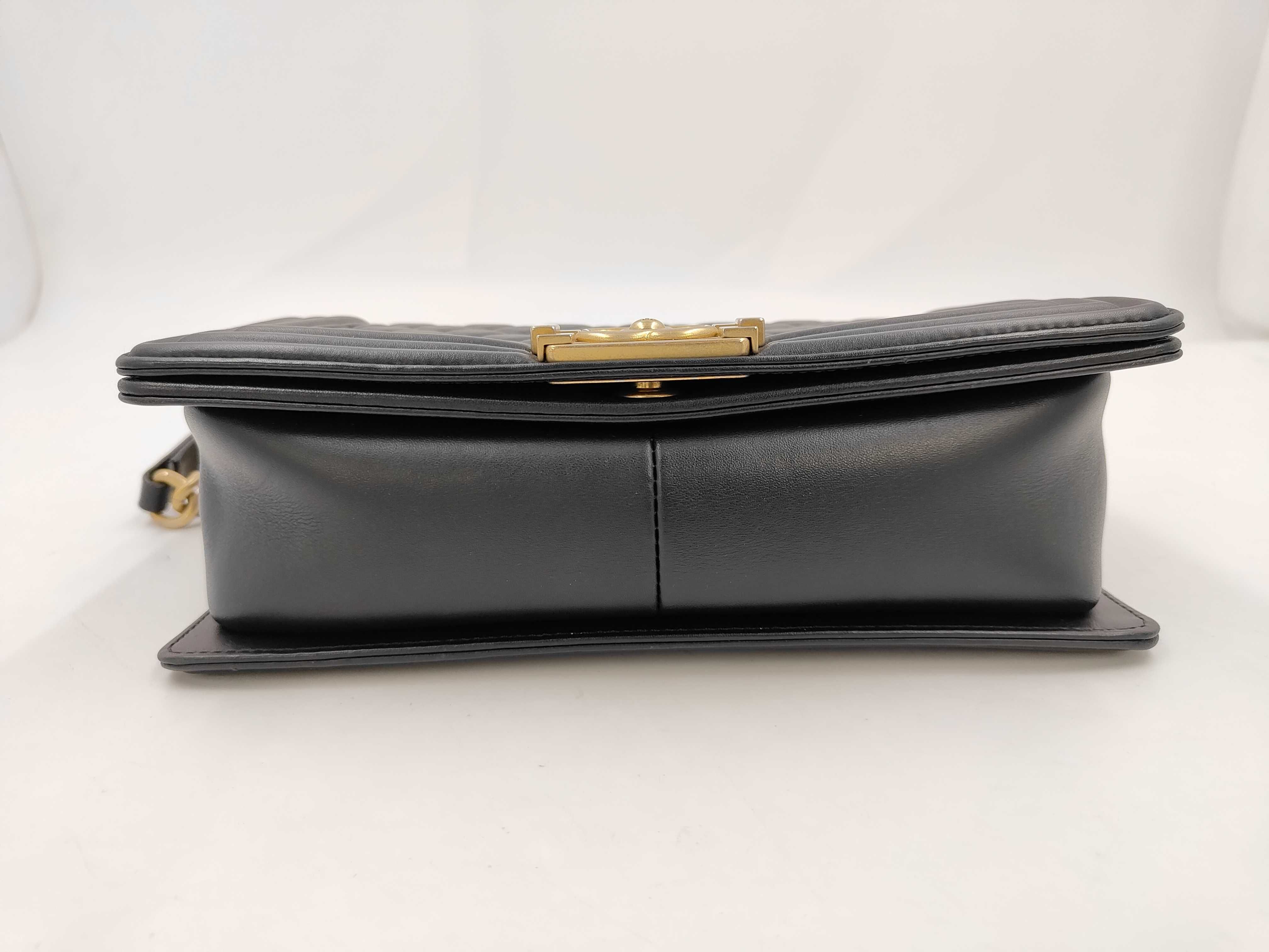 Boy Chanel 25 Lambskin Shoulder Bag — view 7
