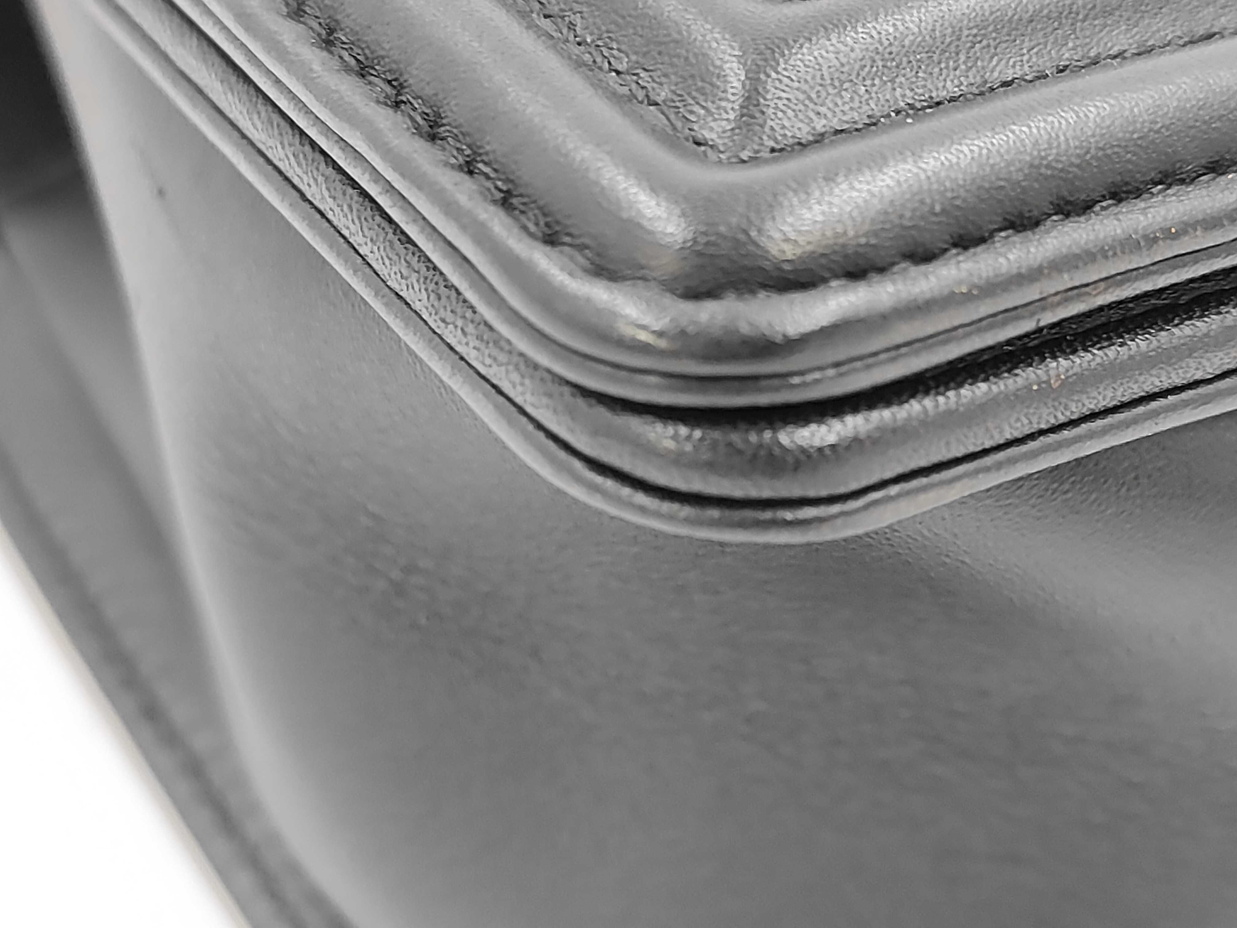 Boy Chanel 25 Lambskin Shoulder Bag — view 8