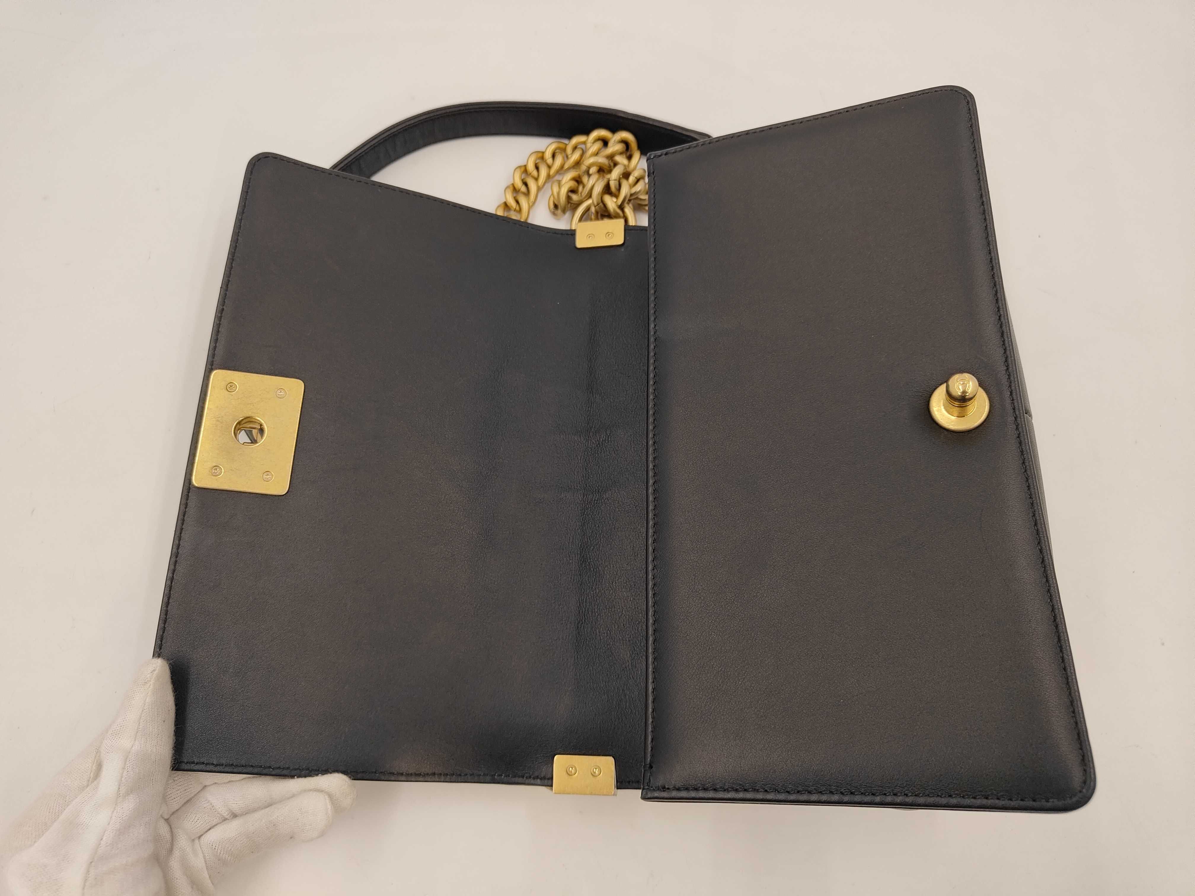 Boy Chanel 25 Lambskin Shoulder Bag — view 10