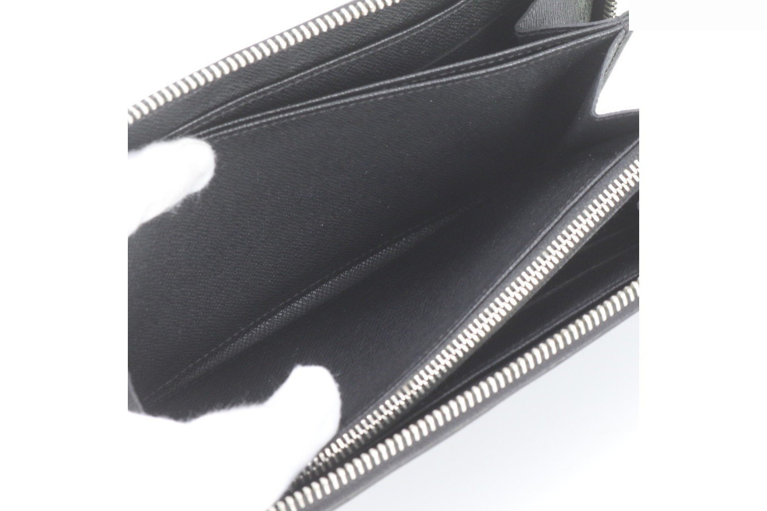 Epi Zippy Wallet M60072 Leather Long Wallet — view 6